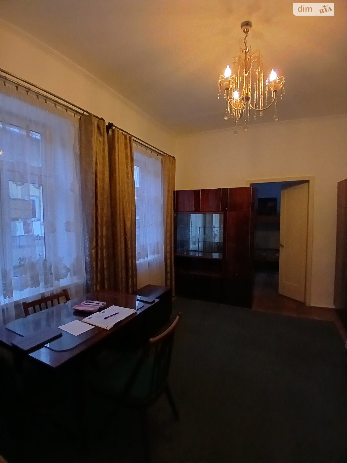 двухкомнатная квартира в Львове, район Центр, на ул. Меретина 5 в аренду на долгий срок помесячно фото 1 двухкомнатная квартира в Львове, район Центр, на ул. Меретина 5 в аренду на долгий срок помесячно фото 1