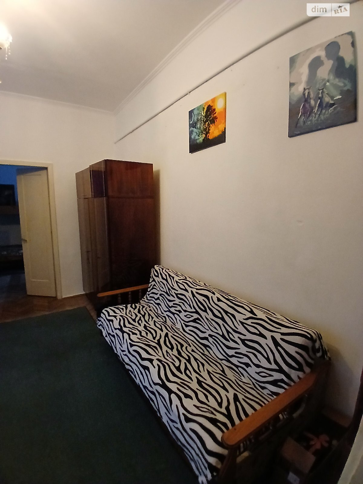 двухкомнатная квартира в Львове, район Центр, на ул. Меретина 5 в аренду на долгий срок помесячно фото 1 двухкомнатная квартира в Львове, район Центр, на ул. Меретина 5 в аренду на долгий срок помесячно фото 1