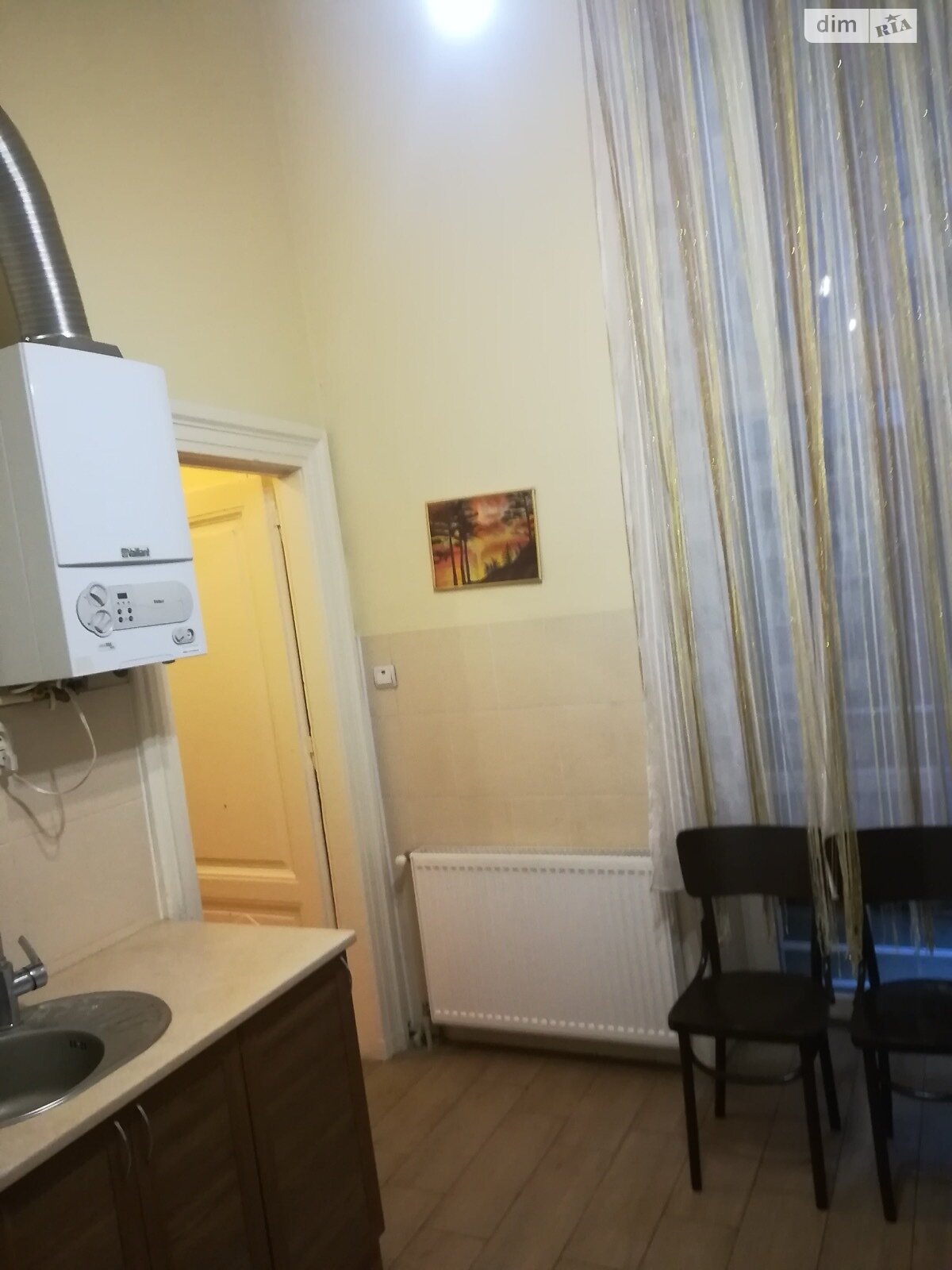 двухкомнатная квартира в Львове, район Центр, на ул. Николая Коперника 5 в аренду на долгий срок помесячно фото 1 двухкомнатная квартира в Львове, район Центр, на ул. Николая Коперника 5 в аренду на долгий срок помесячно фото 1