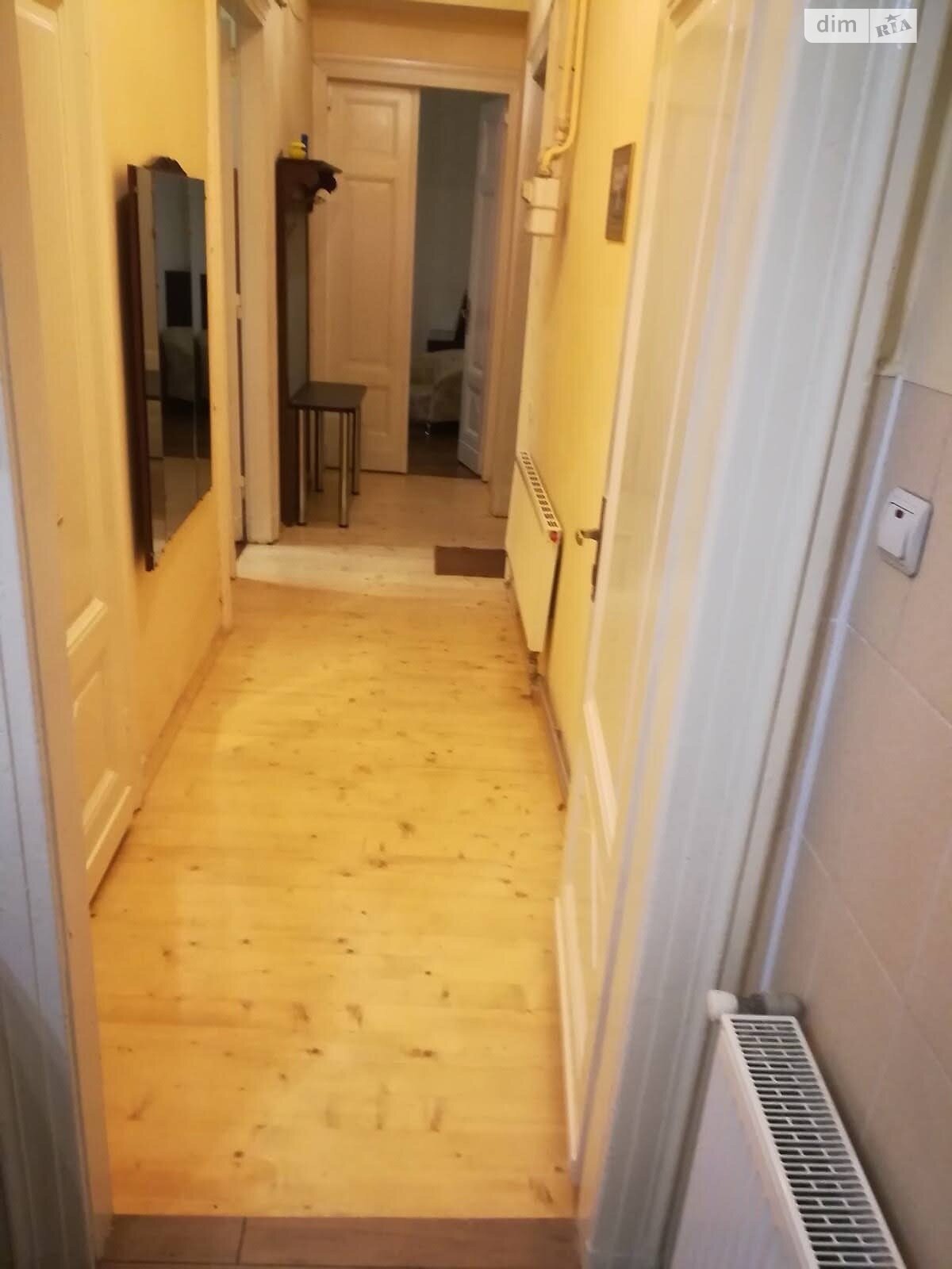 двухкомнатная квартира в Львове, район Центр, на ул. Николая Коперника 5 в аренду на долгий срок помесячно фото 1 двухкомнатная квартира в Львове, район Центр, на ул. Николая Коперника 5 в аренду на долгий срок помесячно фото 1