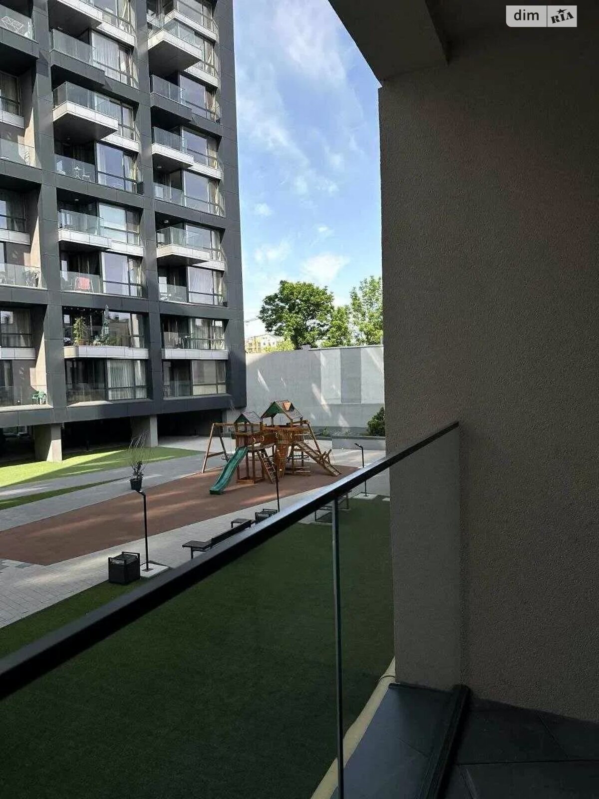 двухкомнатная квартира в Львове, район Центр, на ул. Под Дубом 26 в аренду на долгий срок помесячно фото 1 двухкомнатная квартира в Львове, район Центр, на ул. Под Дубом 26 в аренду на долгий срок помесячно фото 1