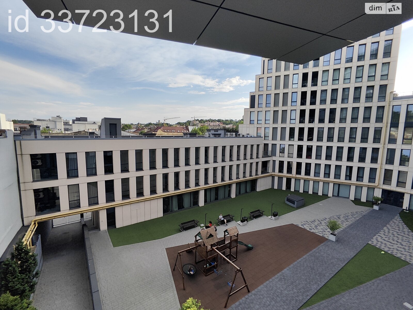 однокімнатна квартира в Львові, район Центр, на вул. Під Дубом в довготривалу оренду помісячно фото 1