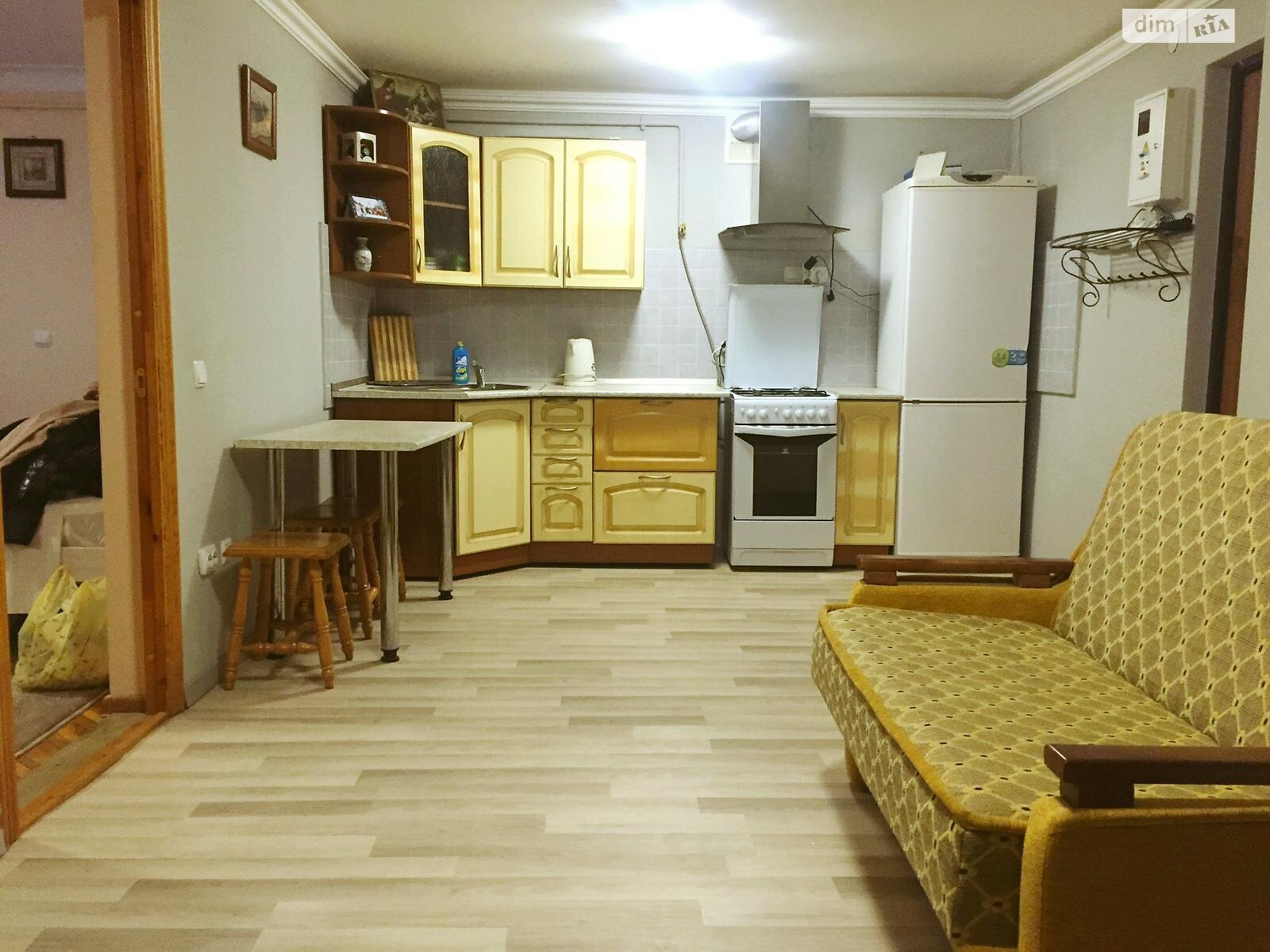 однокімнатна квартира в Львові, район Центр, на вул. Січових Стрільців 12 в довготривалу оренду помісячно фото 1 однокімнатна квартира в Львові, район Центр, на вул. Січових Стрільців 12 в довготривалу оренду помісячно фото 1