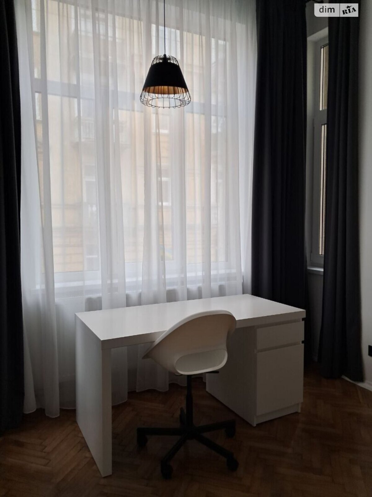 двухкомнатная квартира в Львове, район Центр, на ул. Шептицких 10 в аренду на долгий срок помесячно фото 1 двухкомнатная квартира в Львове, район Центр, на ул. Шептицких 10 в аренду на долгий срок помесячно фото 1