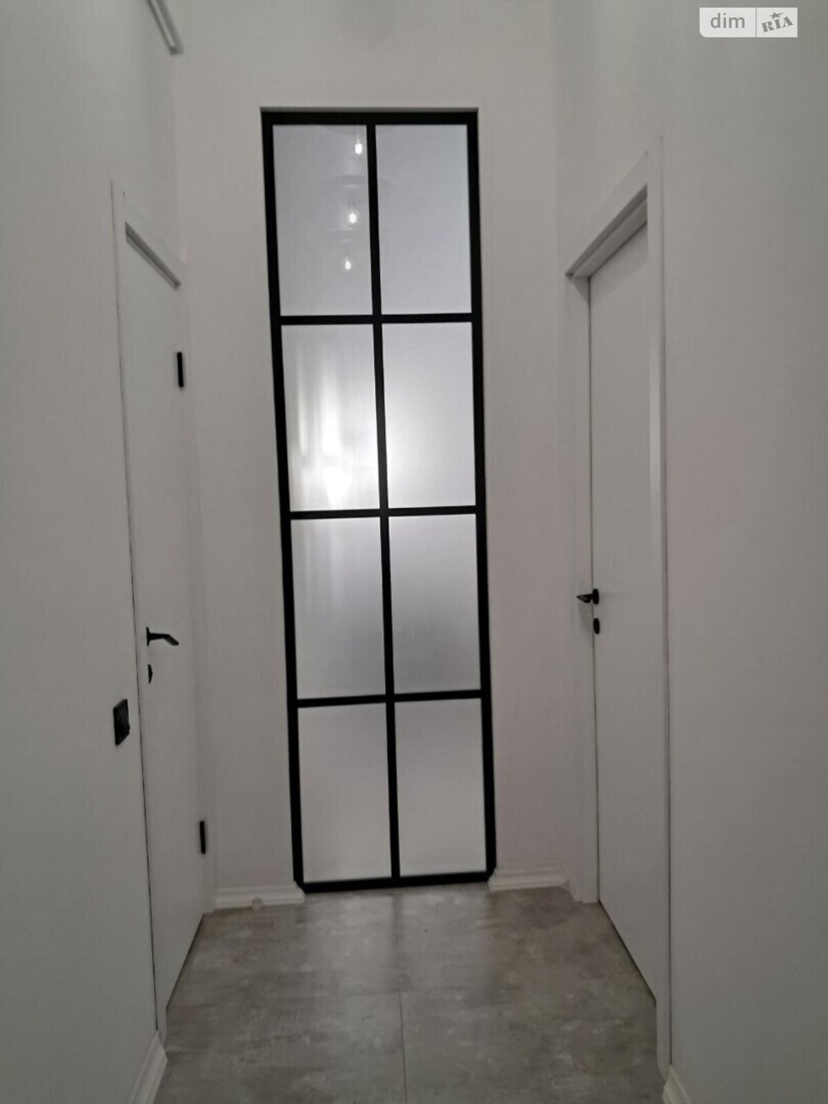 двухкомнатная квартира в Львове, район Центр, на ул. Шептицких 10 в аренду на долгий срок помесячно фото 1 двухкомнатная квартира в Львове, район Центр, на ул. Шептицких 10 в аренду на долгий срок помесячно фото 1