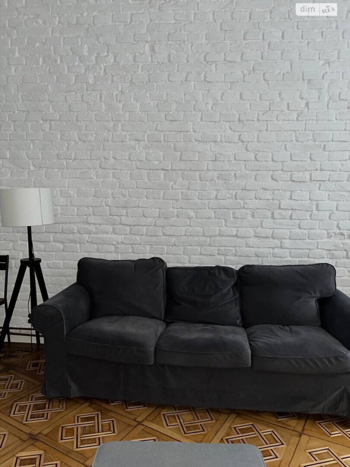 двухкомнатная квартира в Львове, район Центр, на ул. Шептицких 10 в аренду на долгий срок помесячно фото 1 двухкомнатная квартира в Львове, район Центр, на ул. Шептицких 10 в аренду на долгий срок помесячно фото 1