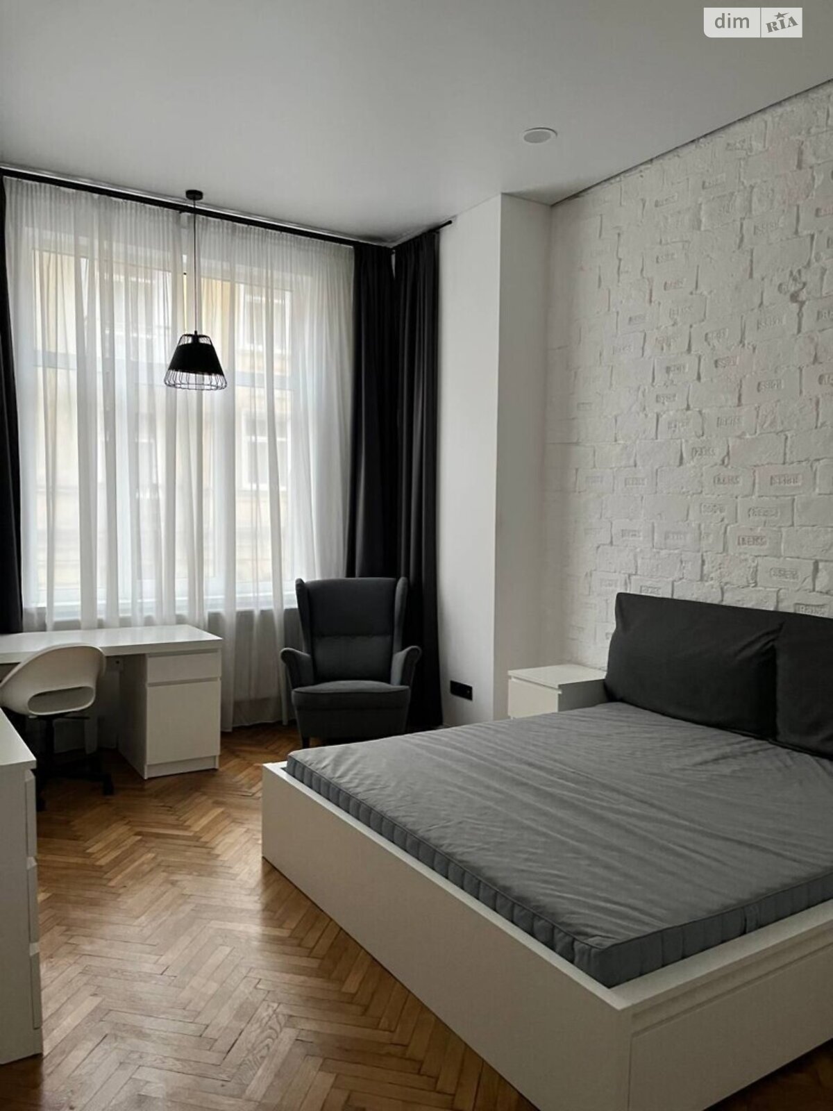 двухкомнатная квартира в Львове, район Центр, на ул. Шептицких 10 в аренду на долгий срок помесячно фото 1 двухкомнатная квартира в Львове, район Центр, на ул. Шептицких 10 в аренду на долгий срок помесячно фото 1