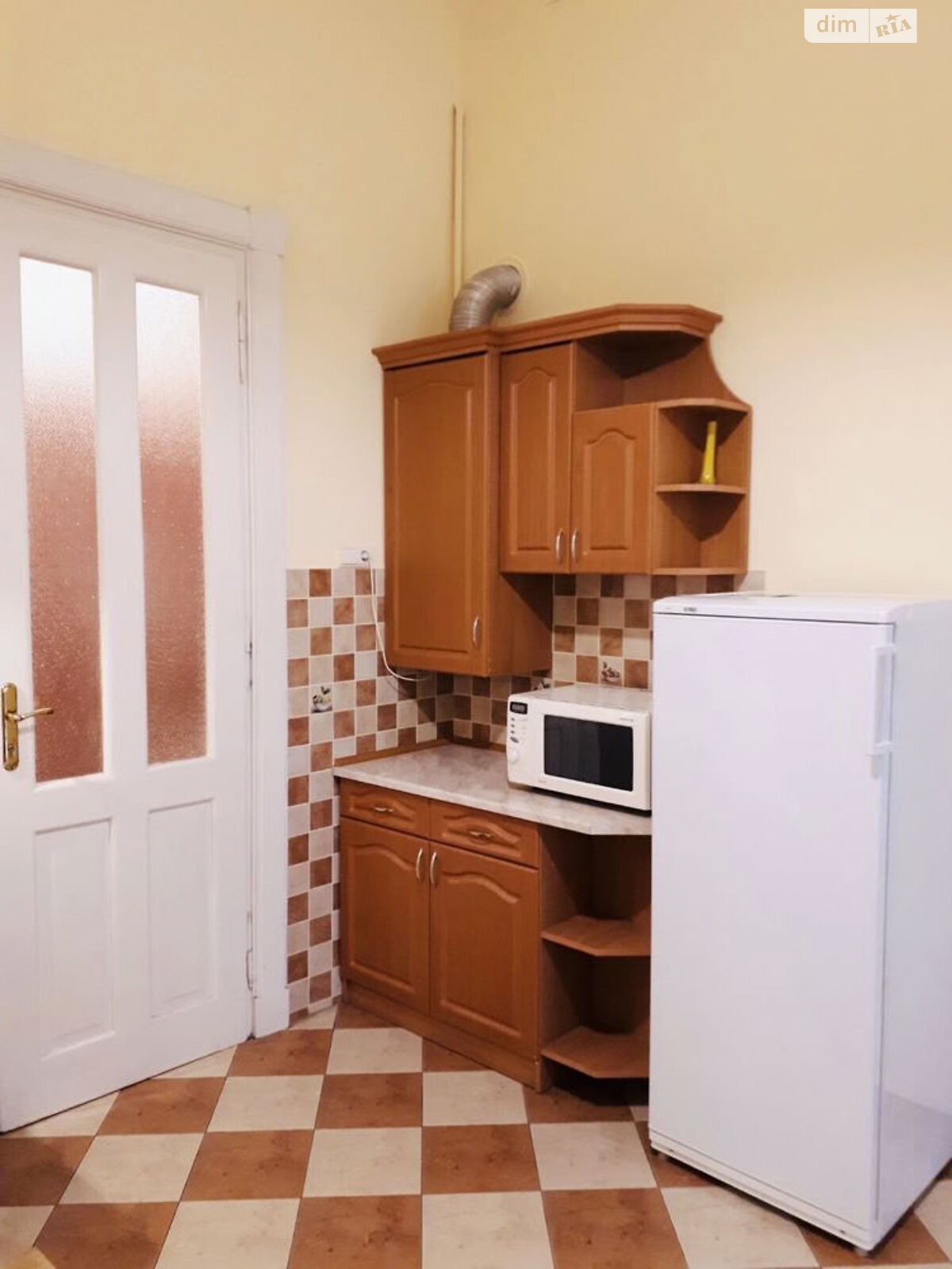 однокімнатна квартира в Львові, район Центр, на просп. Шевченка 34 в довготривалу оренду помісячно фото 1 однокімнатна квартира в Львові, район Центр, на просп. Шевченка 34 в довготривалу оренду помісячно фото 1