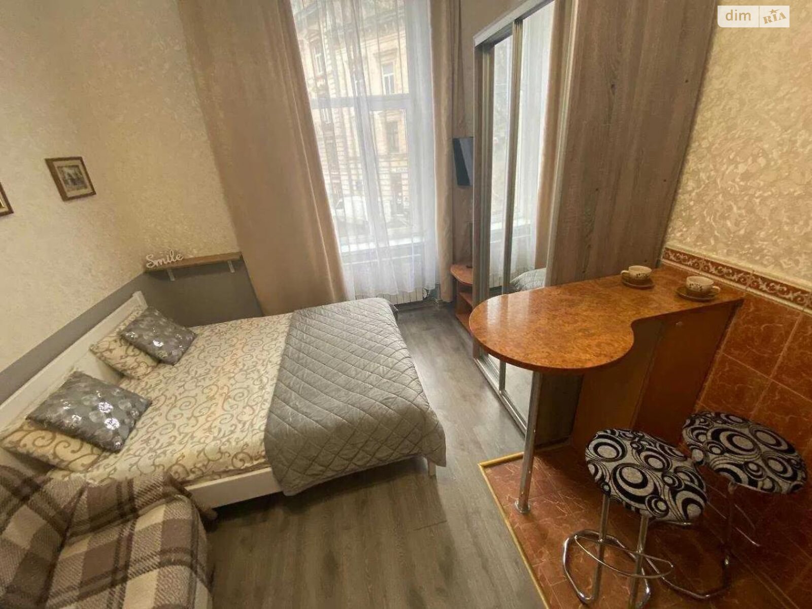 однокімнатна квартира з ремонтом в Львові, район Центр, на просп. Шевченка в довготривалу оренду помісячно фото 1 однокімнатна квартира з ремонтом в Львові, район Центр, на просп. Шевченка в довготривалу оренду помісячно фото 1