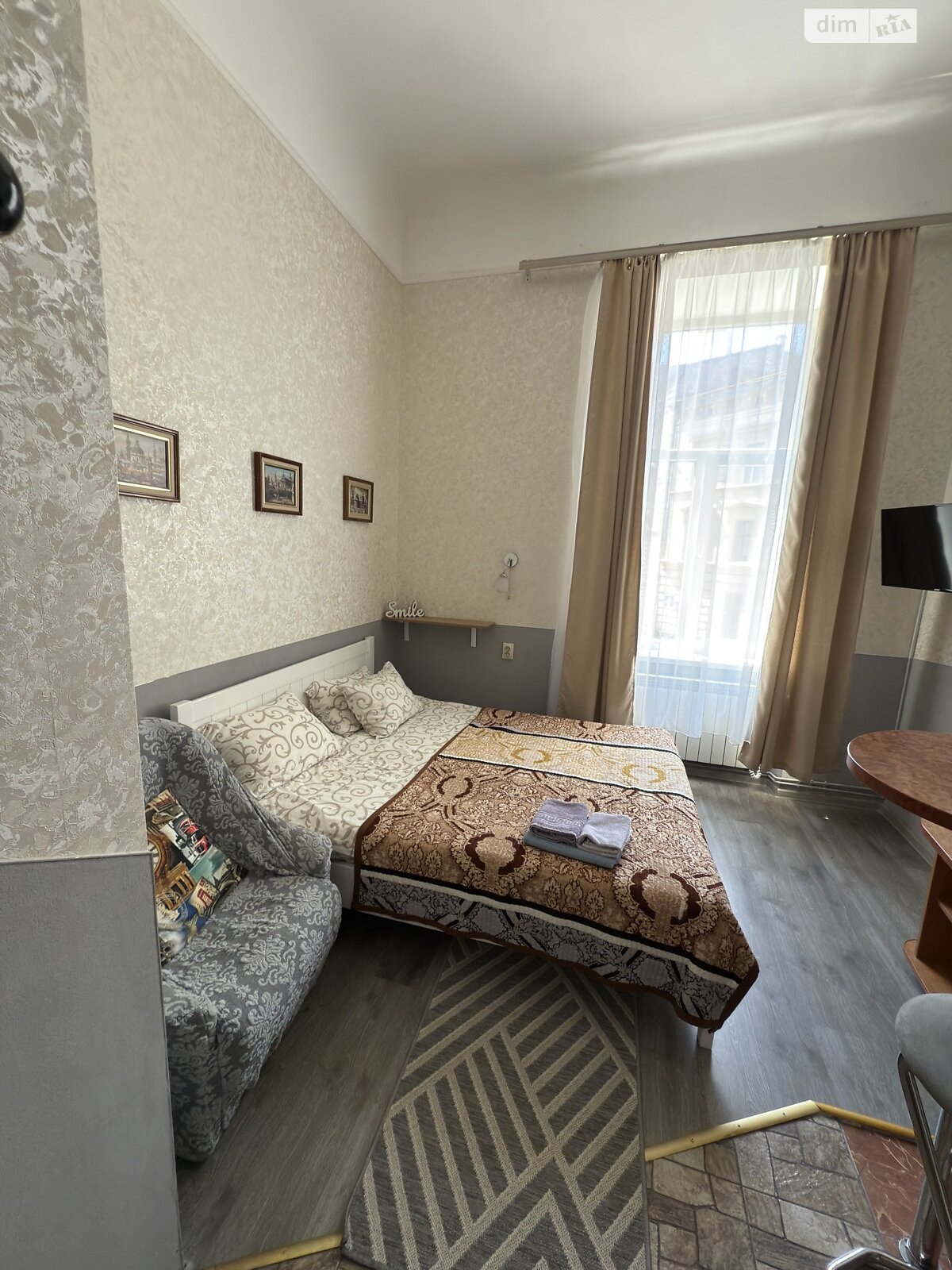 однокомнатная квартира с ремонтом в Львове, район Центр, на просп. Шевченко в аренду на долгий срок помесячно фото 1 однокомнатная квартира с ремонтом в Львове, район Центр, на просп. Шевченко в аренду на долгий срок помесячно фото 1