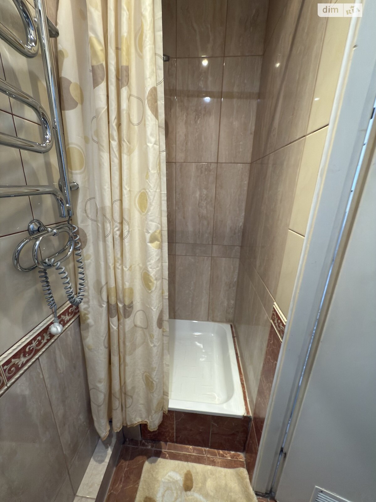 однокомнатная квартира с ремонтом в Львове, район Центр, на просп. Шевченко в аренду на долгий срок помесячно фото 1 однокомнатная квартира с ремонтом в Львове, район Центр, на просп. Шевченко в аренду на долгий срок помесячно фото 1