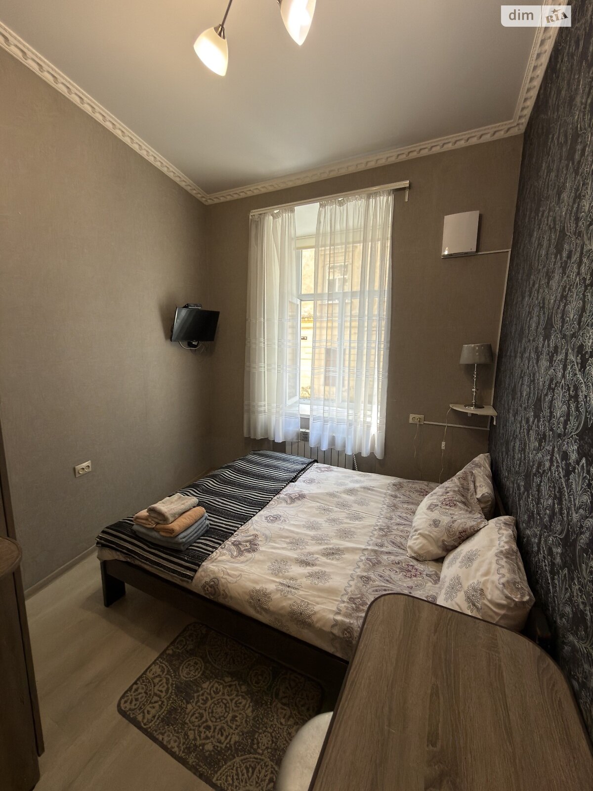 однокімнатна квартира з ремонтом в Львові, район Центр, на вул. Шопена в довготривалу оренду помісячно фото 1