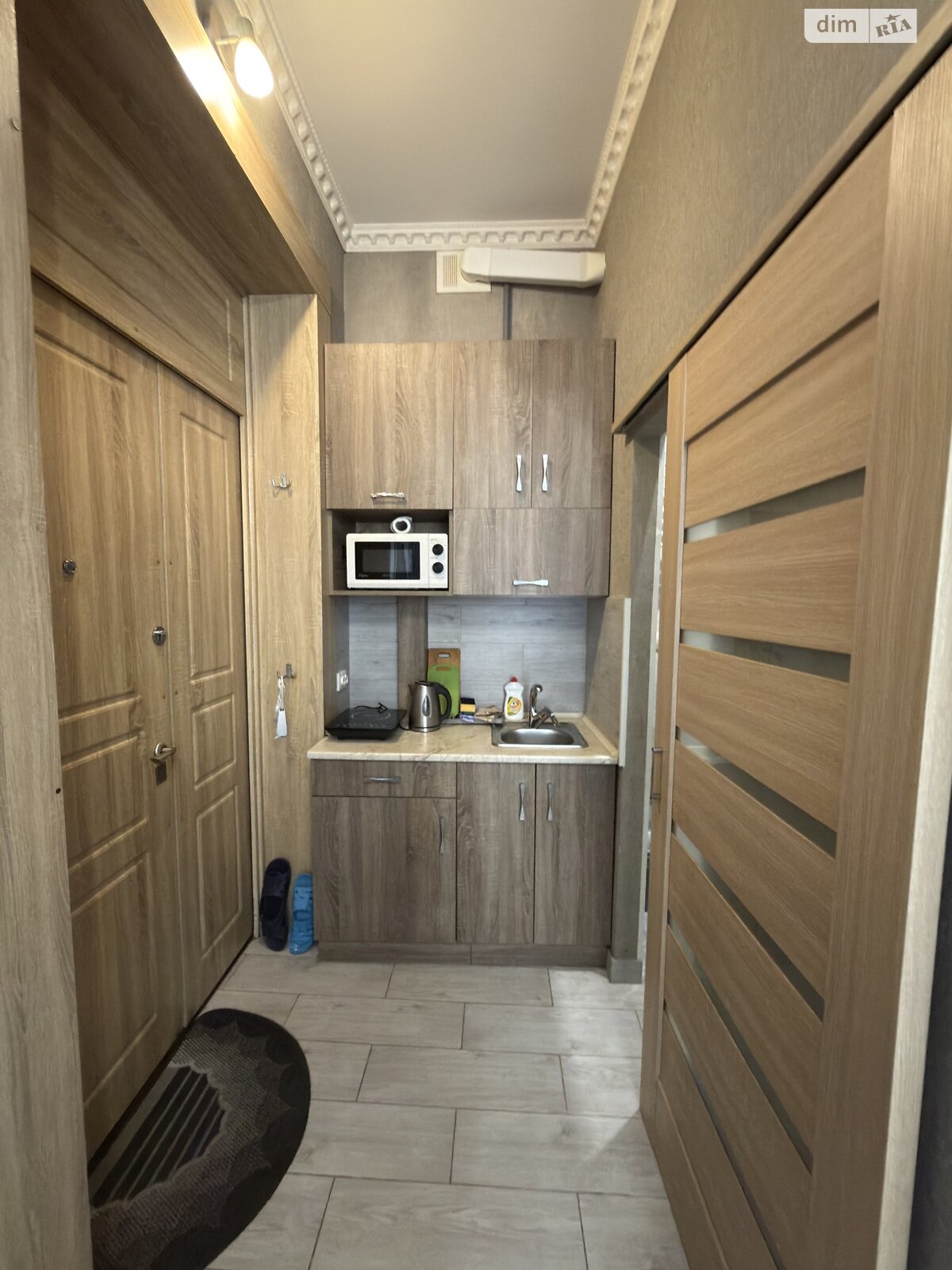 однокімнатна квартира з ремонтом в Львові, район Центр, на вул. Шопена в довготривалу оренду помісячно фото 1