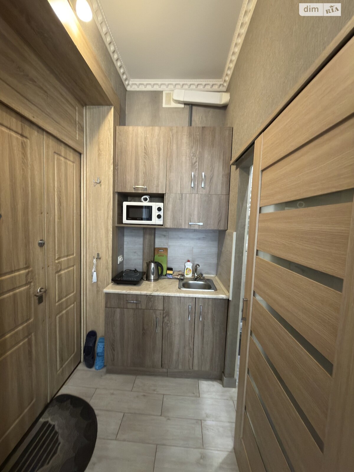 однокімнатна квартира з ремонтом в Львові, район Центр, на вул. Шопена в довготривалу оренду помісячно фото 1