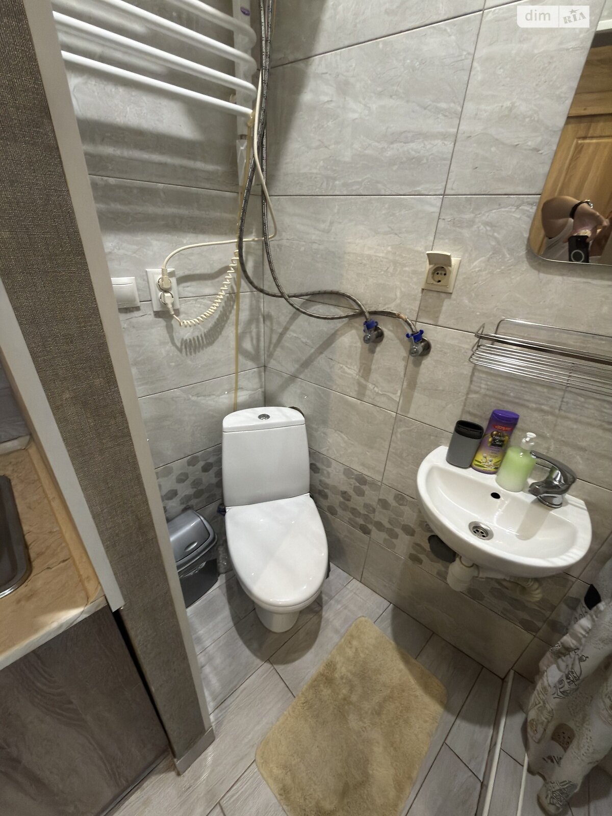 однокімнатна квартира з ремонтом в Львові, район Центр, на вул. Шопена в довготривалу оренду помісячно фото 1