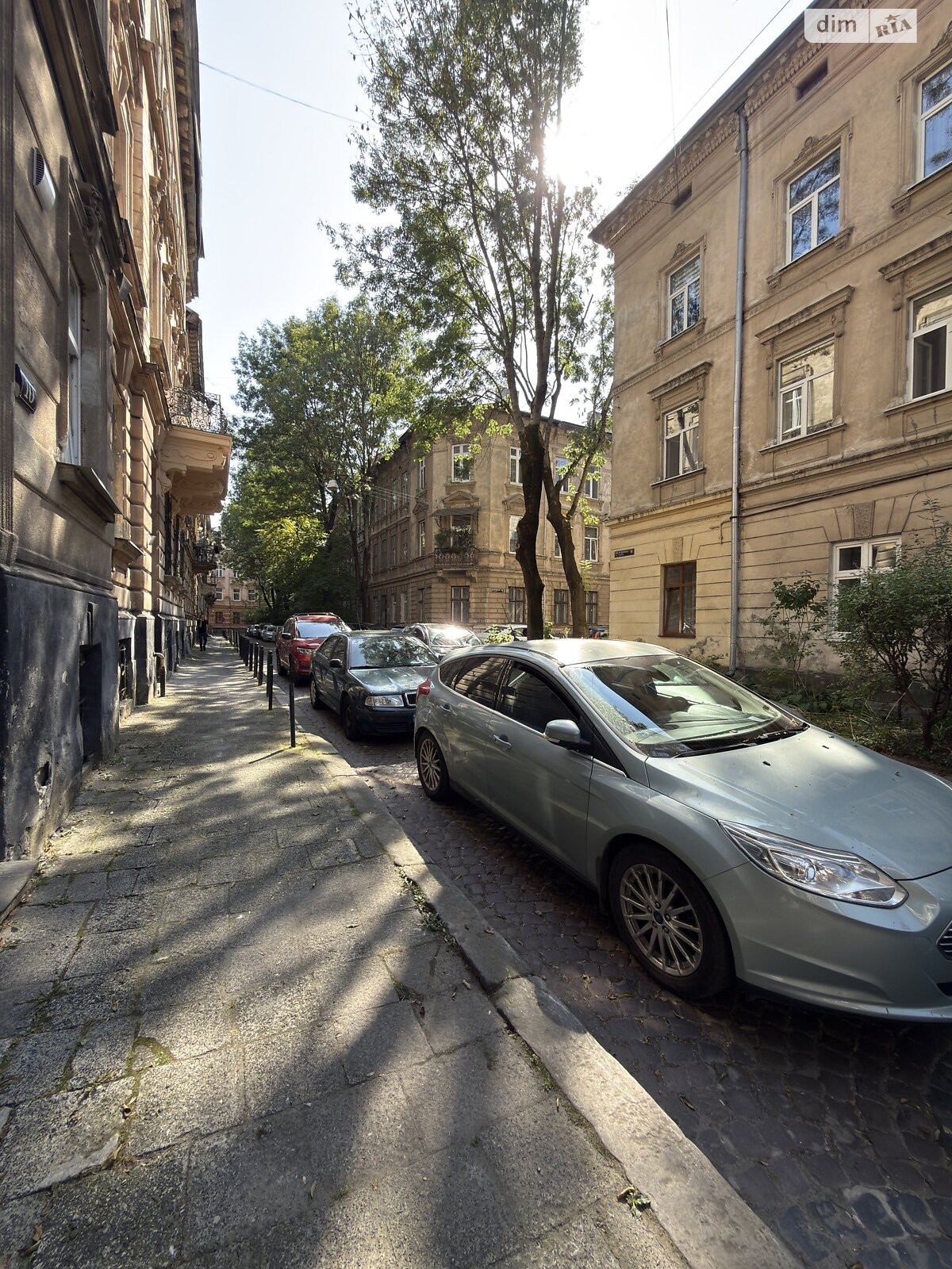однокімнатна квартира з ремонтом в Львові, район Центр, на вул. Шопена в довготривалу оренду помісячно фото 1