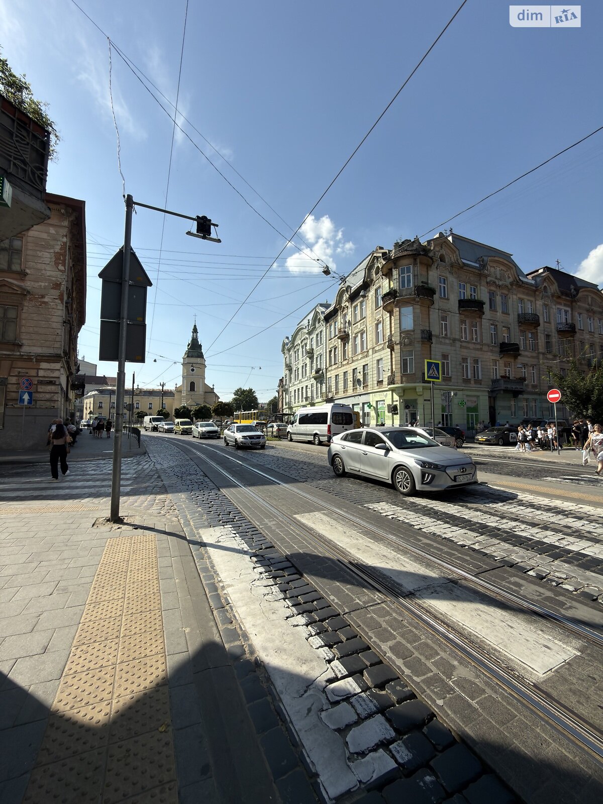 однокімнатна квартира з ремонтом в Львові, район Центр, на вул. Шопена в довготривалу оренду помісячно фото 1