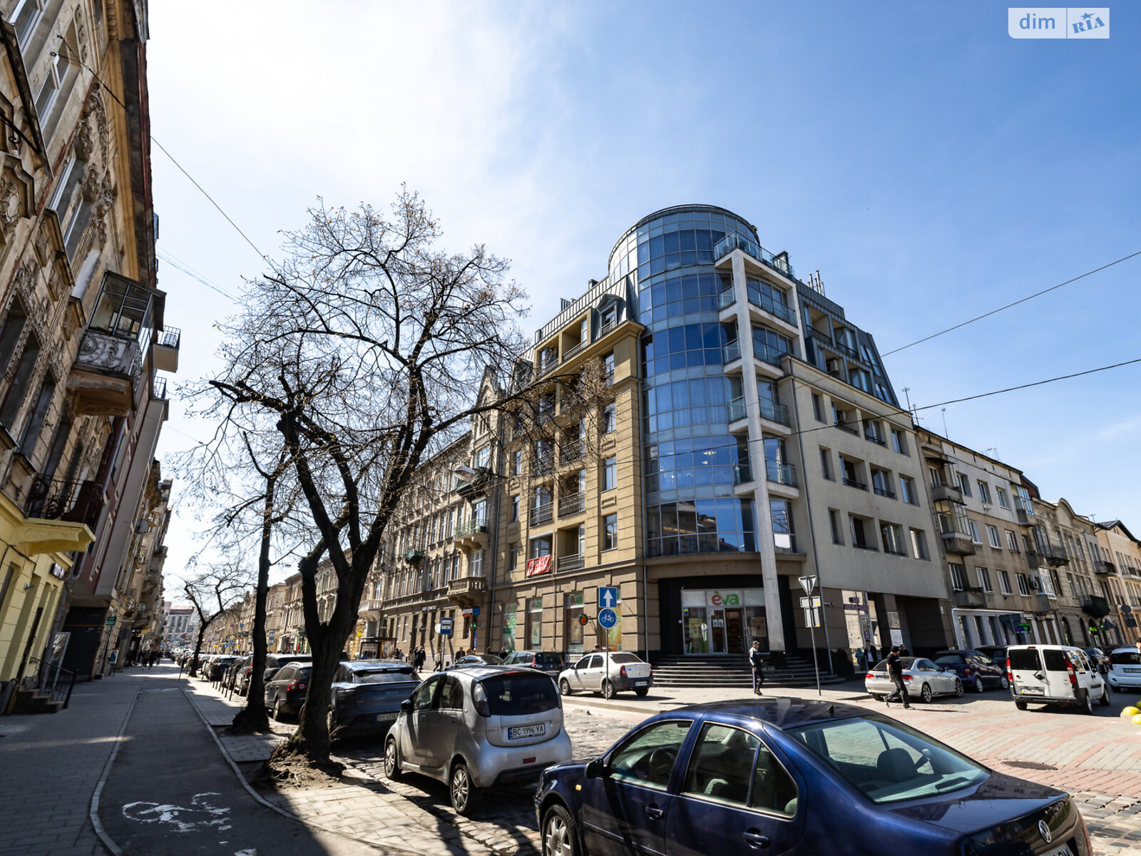 однокімнатна квартира в Львові, район Центр, на вул. Цехова 1 в довготривалу оренду помісячно фото 1 однокімнатна квартира в Львові, район Центр, на вул. Цехова 1 в довготривалу оренду помісячно фото 1