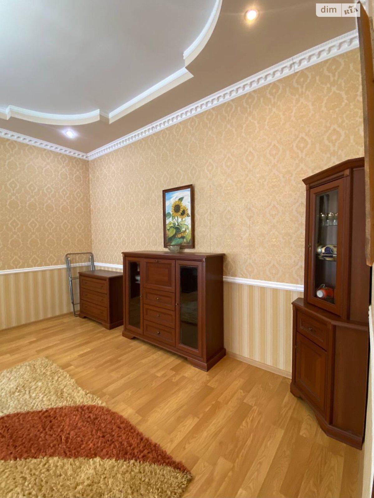 трехкомнатная квартира в Львове, район Центр, на ул. Вербицкого Михаила 13 в аренду на долгий срок помесячно фото 1 трехкомнатная квартира в Львове, район Центр, на ул. Вербицкого Михаила 13 в аренду на долгий срок помесячно фото 1