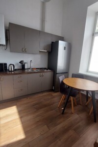 двухкомнатная квартира в Львове, район Центр, на ул. Волошина Августина 2 в аренду на долгий срок помесячно фото 2