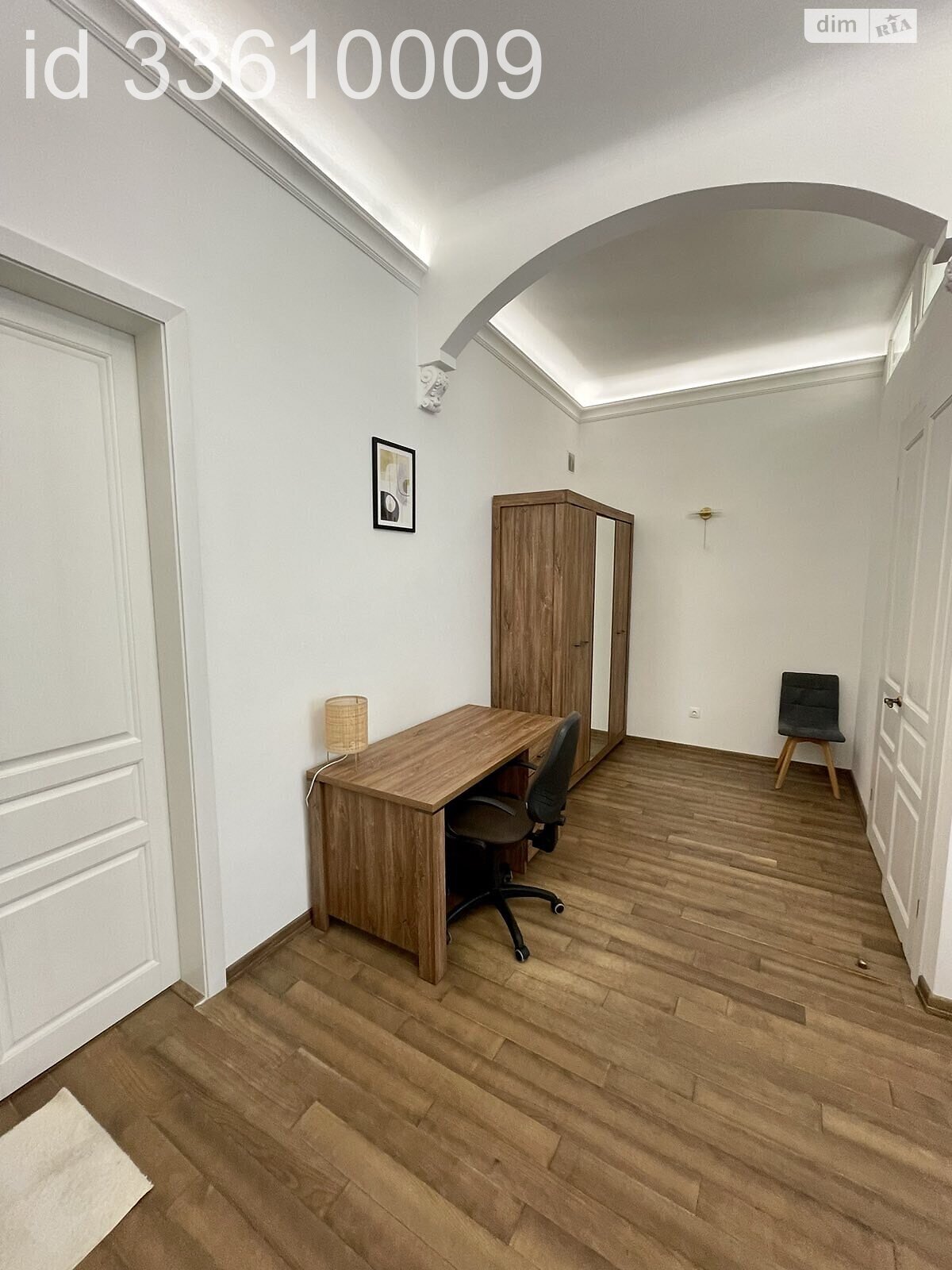 двухкомнатная квартира в Львове, район Центр, на ул. Волошина Августина 2 в аренду на долгий срок помесячно фото 1