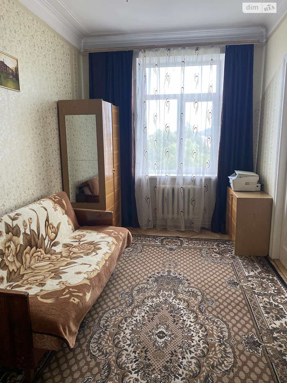 трехкомнатная квартира в Львове, район Центр, на ул. Ярослава Мудрого 12 в аренду на долгий срок помесячно фото 1 трехкомнатная квартира в Львове, район Центр, на ул. Ярослава Мудрого 12 в аренду на долгий срок помесячно фото 1