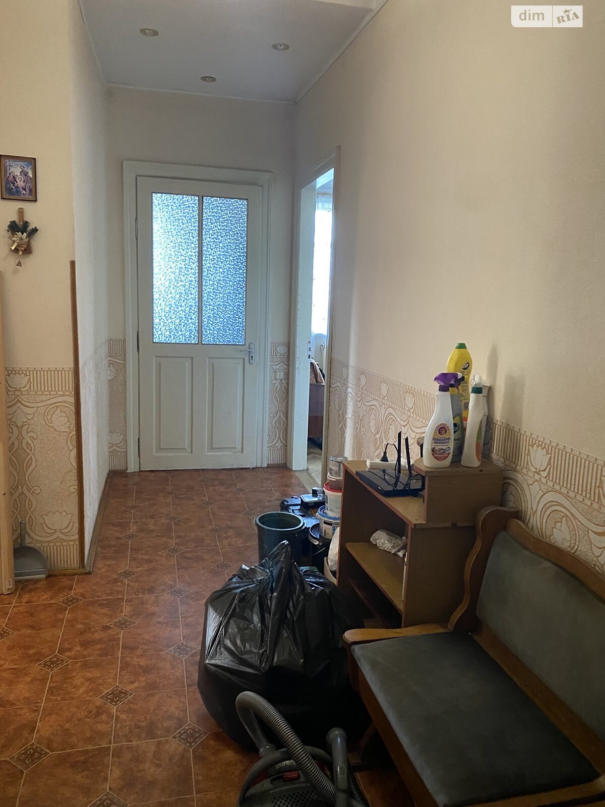 трехкомнатная квартира в Львове, район Центр, на ул. Ярослава Мудрого 12 в аренду на долгий срок помесячно фото 1 трехкомнатная квартира в Львове, район Центр, на ул. Ярослава Мудрого 12 в аренду на долгий срок помесячно фото 1
