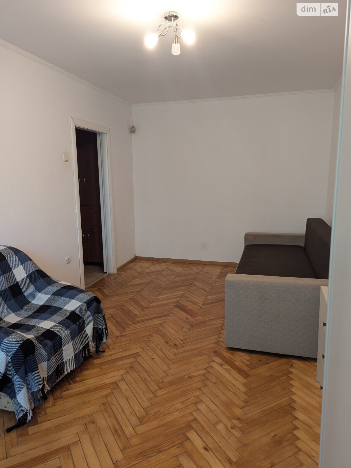 однокомнатная квартира в Львове, район Цетнеровка, на ул. Черемшины в аренду на долгий срок помесячно фото 1 однокомнатная квартира в Львове, район Цетнеровка, на ул. Черемшины в аренду на долгий срок помесячно фото 1