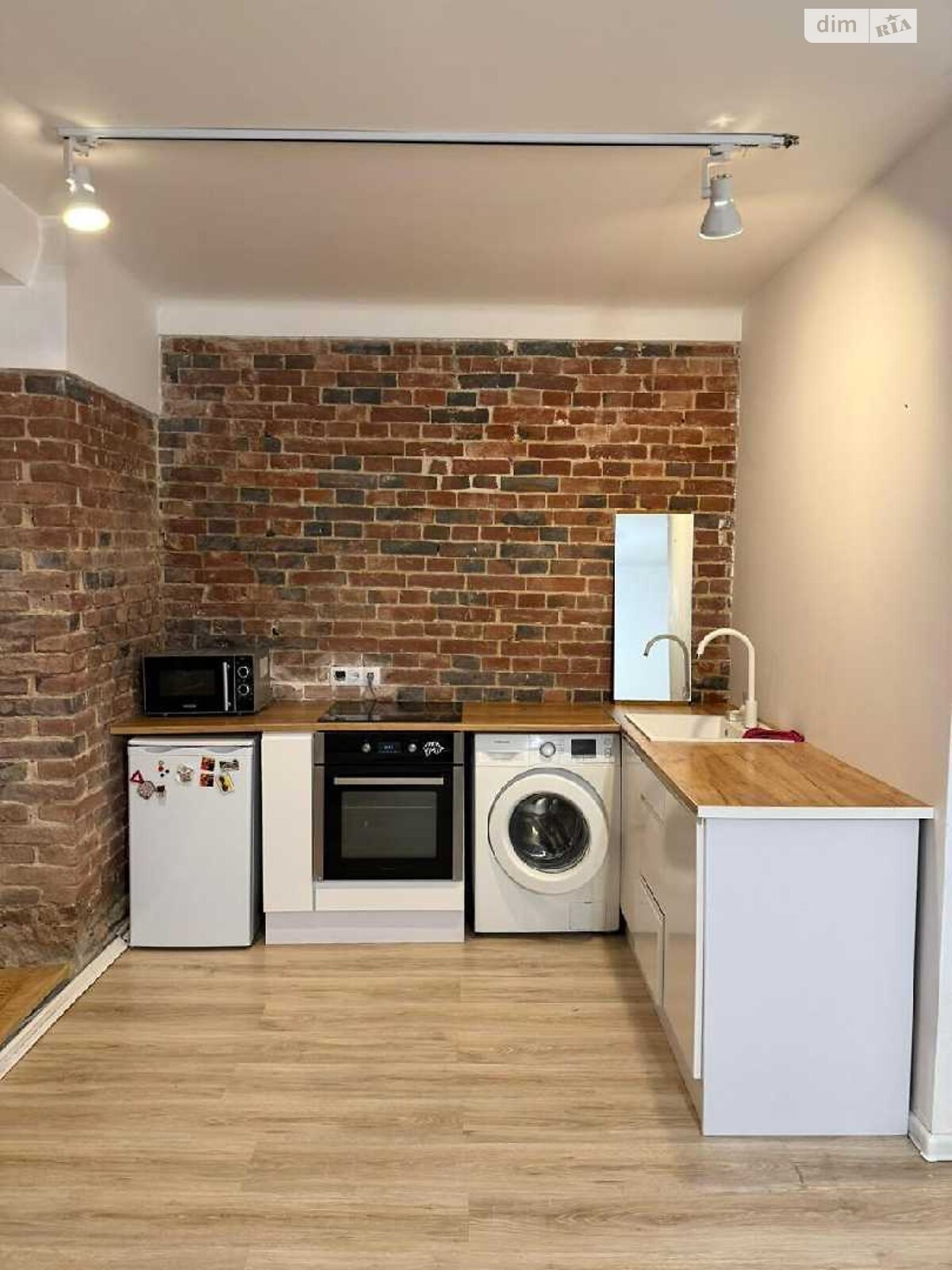 однокомнатная квартира в Львове, район Цетнеровка, на ул. Лычаковская 134 в аренду на долгий срок помесячно фото 1