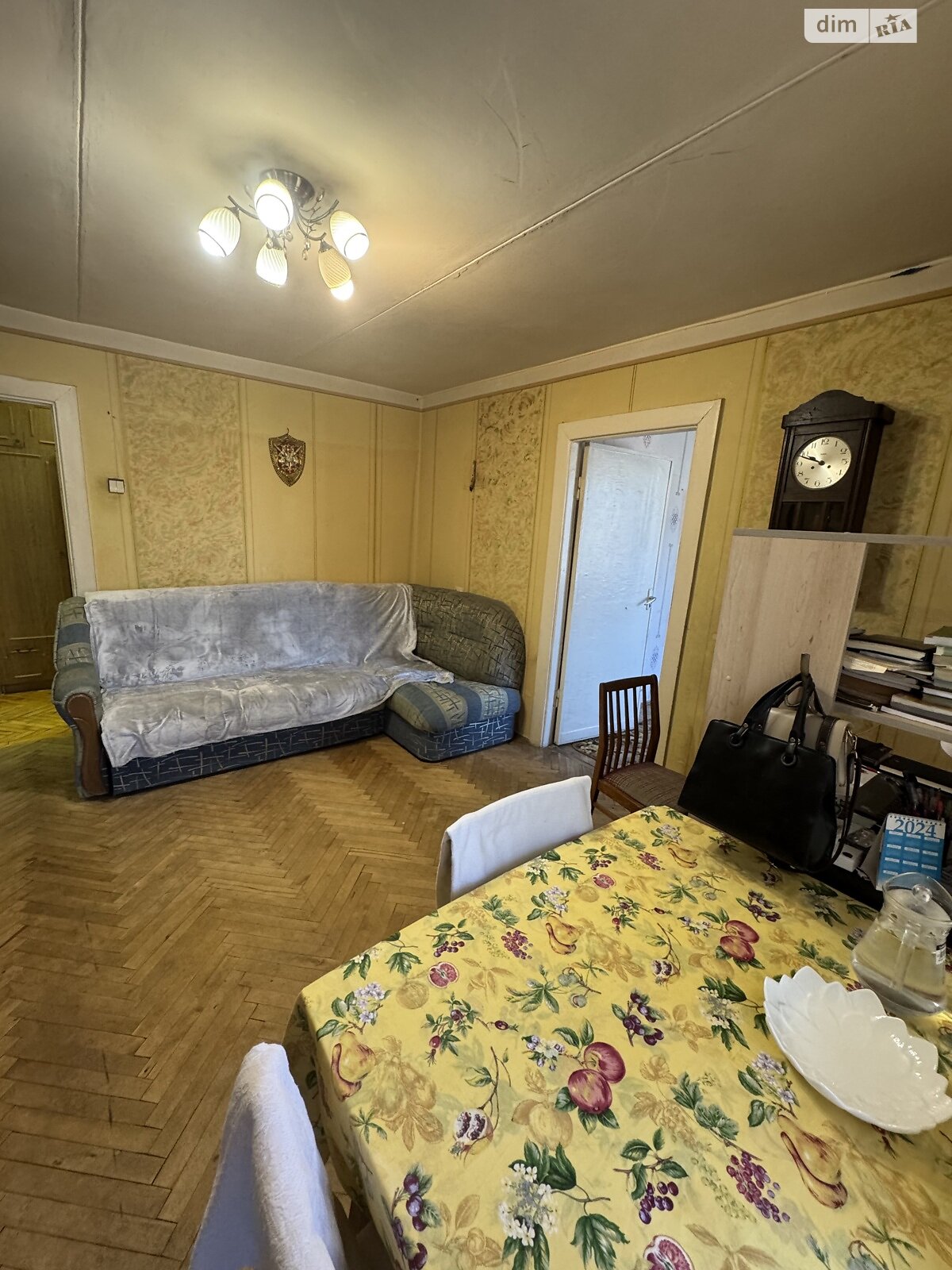 трикімнатна квартира в Львові, район Франківський, на вул. Академіка Сахарова Андрія в довготривалу оренду помісячно фото 1 трикімнатна квартира в Львові, район Франківський, на вул. Академіка Сахарова Андрія в довготривалу оренду помісячно фото 1