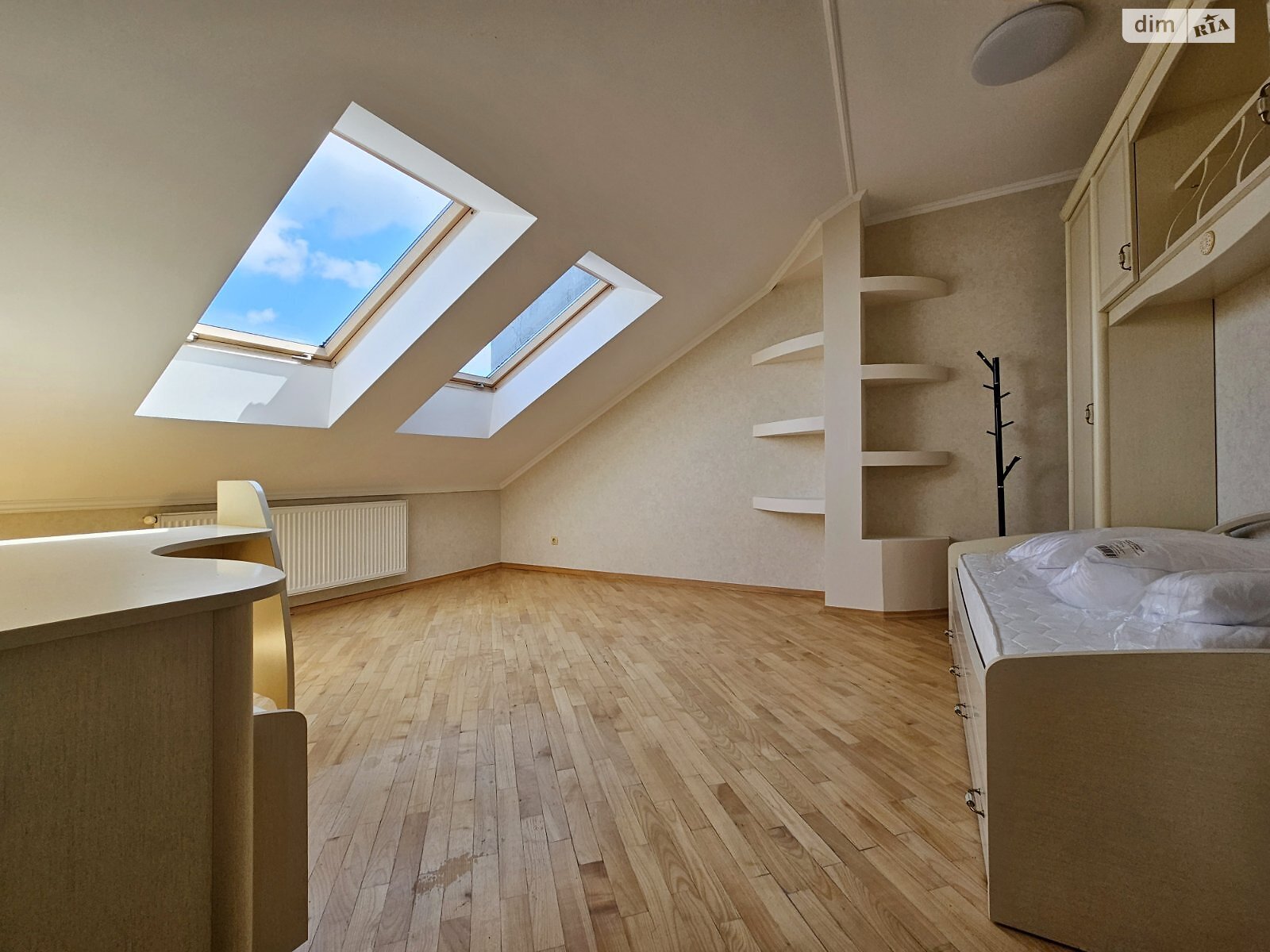 четырехкомнатная квартира в Львове, район Вулька, на ул. Остроградских в аренду на долгий срок помесячно фото 1