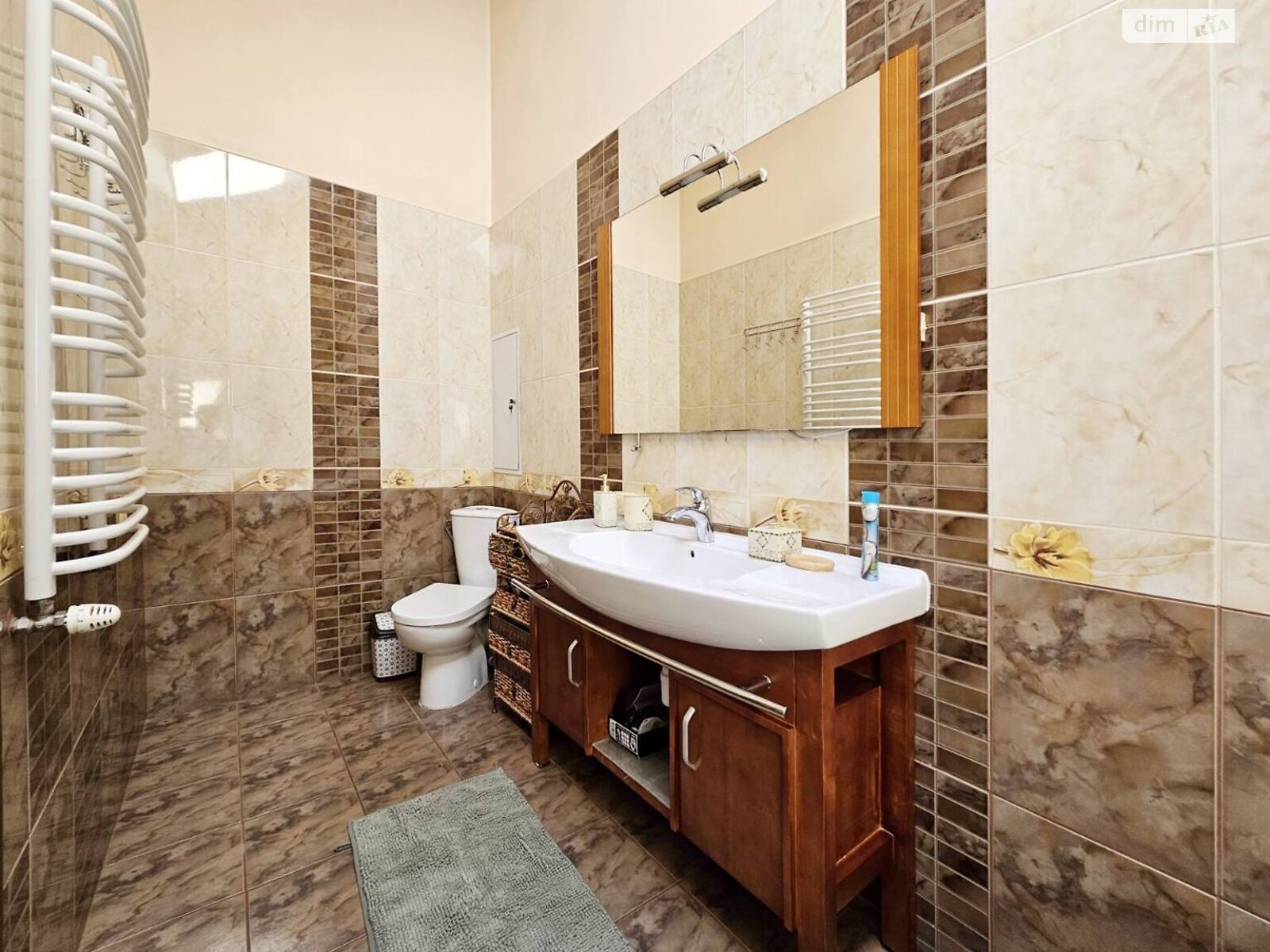 четырехкомнатная квартира в Львове, район Вулька, на ул. Остроградских в аренду на долгий срок помесячно фото 1