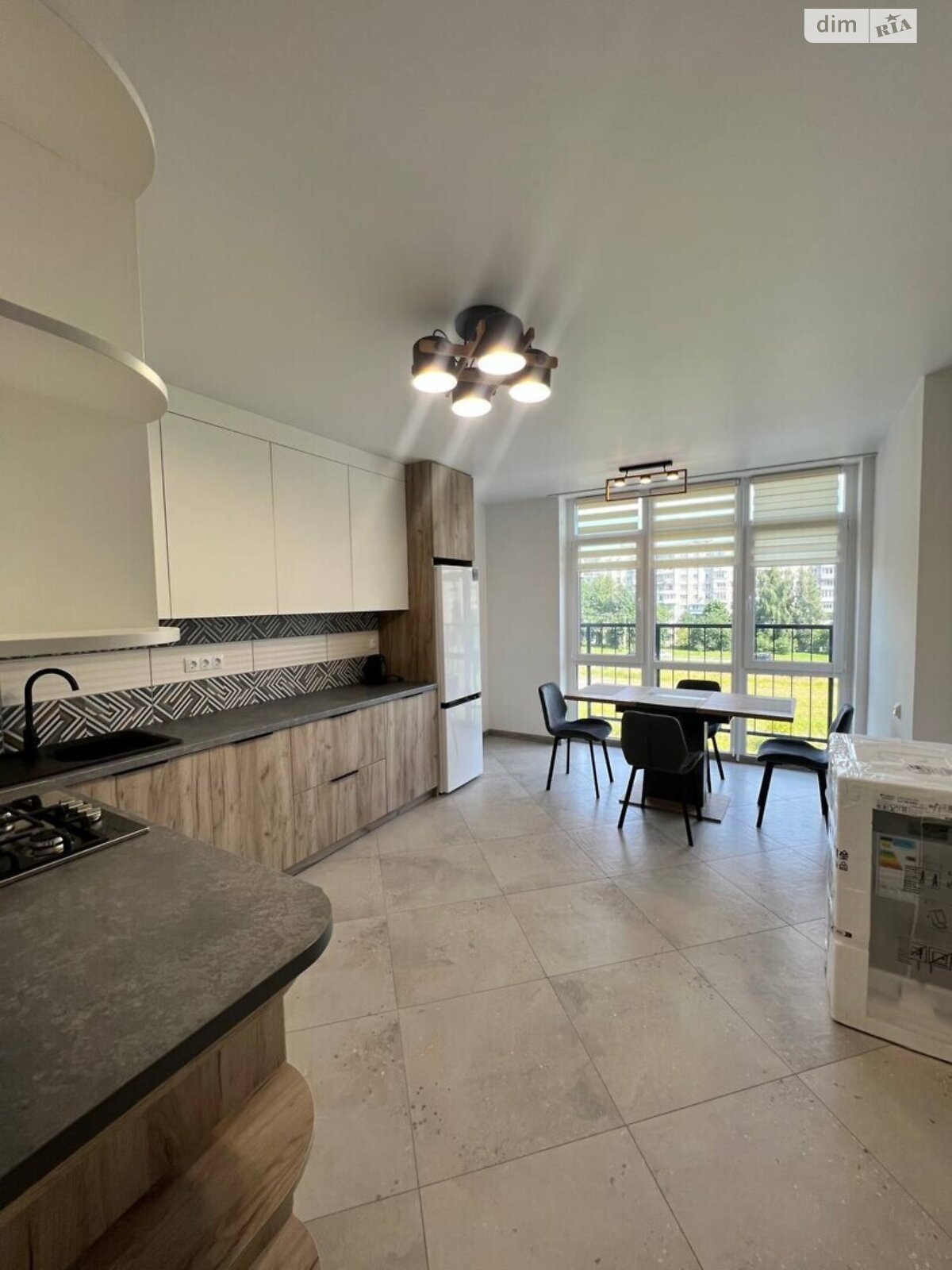 трехкомнатная квартира в Львове, район Вулька, на ул. Стрыйская, кв. 49 в аренду на долгий срок помесячно фото 1 трехкомнатная квартира в Львове, район Вулька, на ул. Стрыйская, кв. 49 в аренду на долгий срок помесячно фото 1