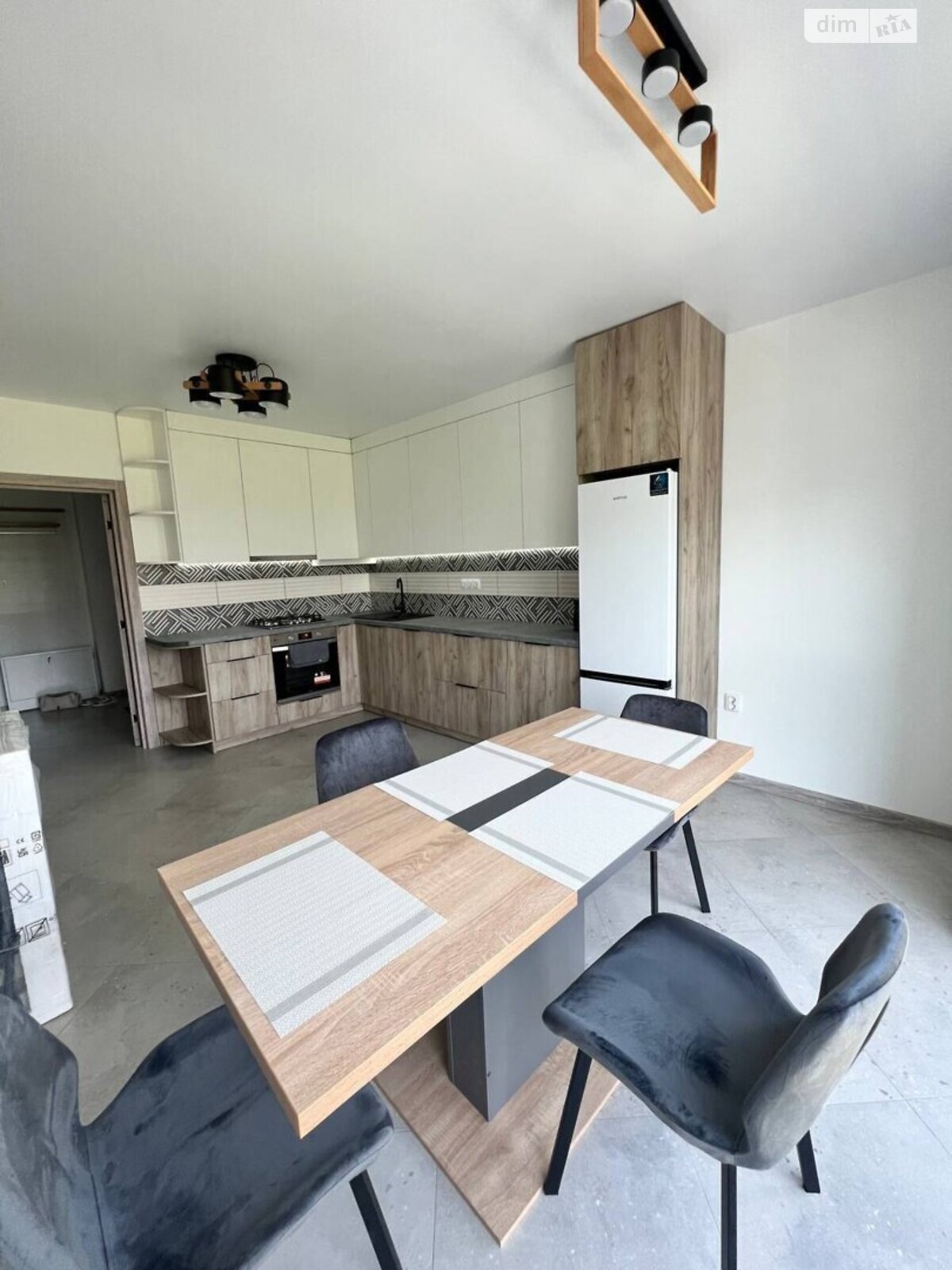 трехкомнатная квартира в Львове, район Вулька, на ул. Стрыйская, кв. 49 в аренду на долгий срок помесячно фото 1 трехкомнатная квартира в Львове, район Вулька, на ул. Стрыйская, кв. 49 в аренду на долгий срок помесячно фото 1