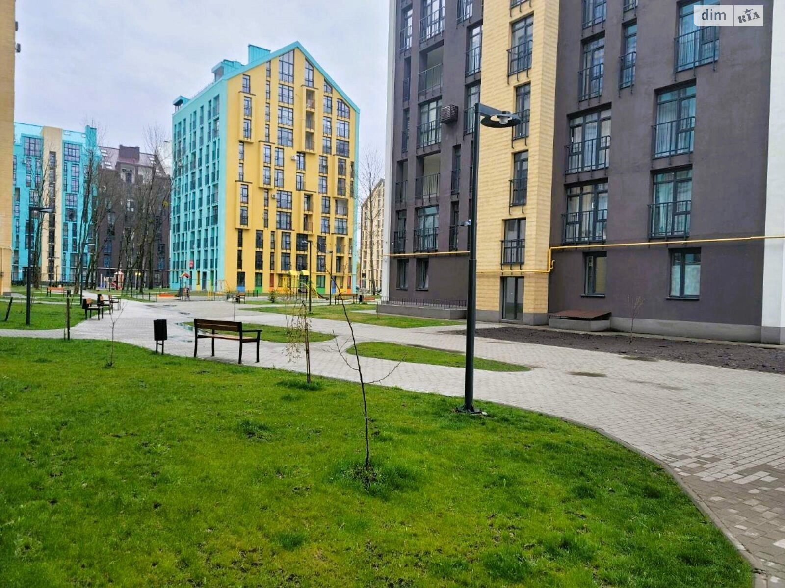 трехкомнатная квартира в Львове, район Вулька, на ул. Стрыйская, кв. 49 в аренду на долгий срок помесячно фото 1 трехкомнатная квартира в Львове, район Вулька, на ул. Стрыйская, кв. 49 в аренду на долгий срок помесячно фото 1