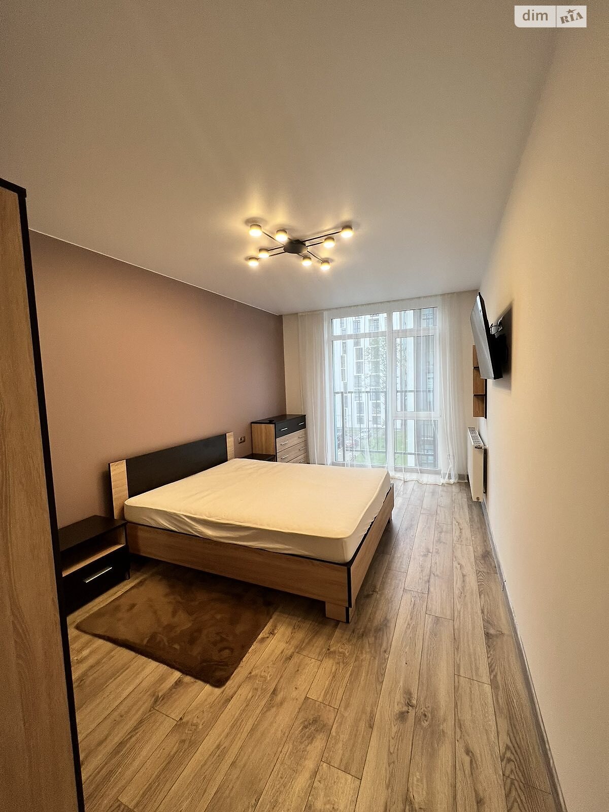 трехкомнатная квартира в Львове, район Вулька, на ул. Стрыйская, кв. 49 в аренду на долгий срок помесячно фото 1 трехкомнатная квартира в Львове, район Вулька, на ул. Стрыйская, кв. 49 в аренду на долгий срок помесячно фото 1