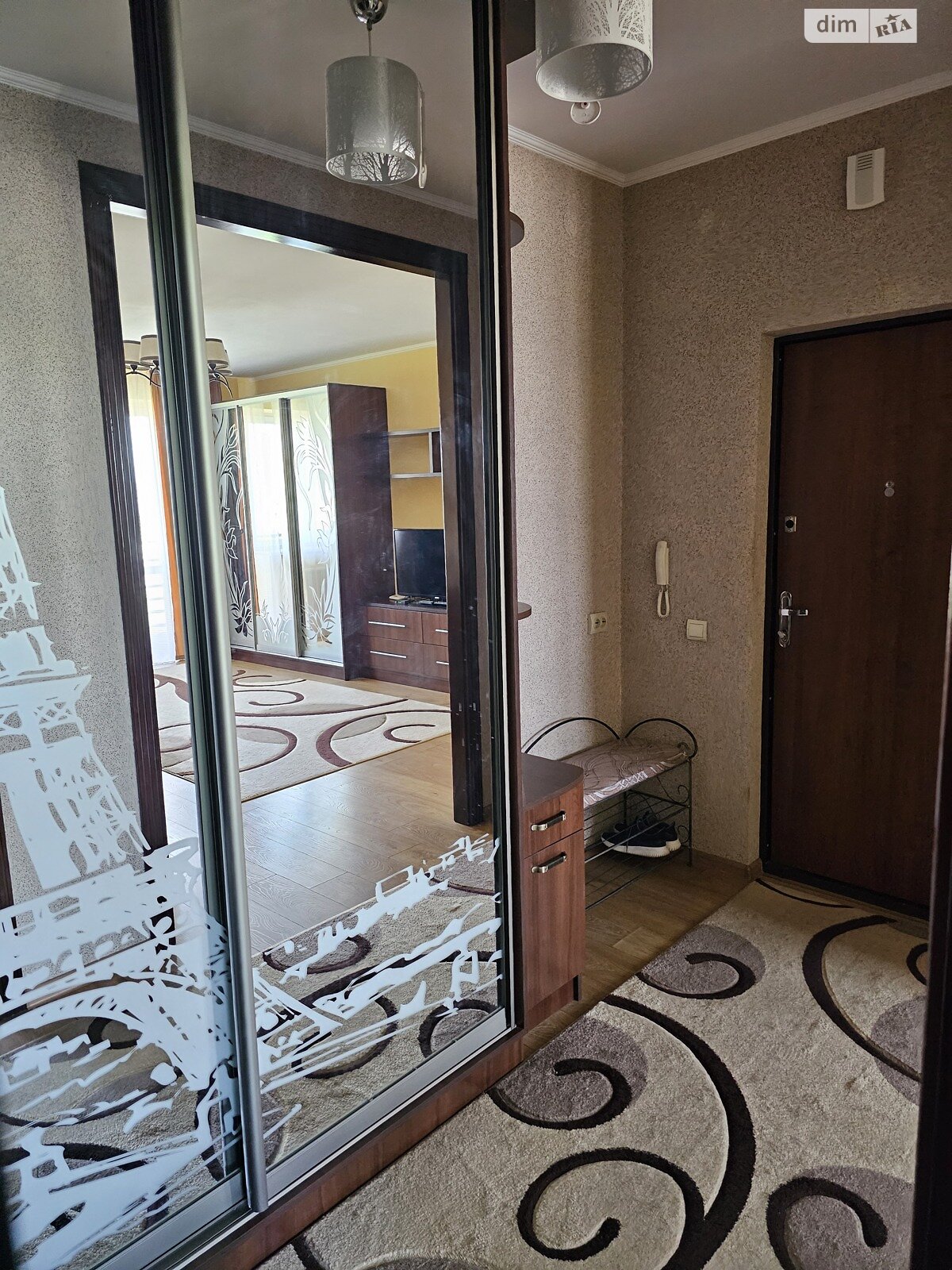 однокомнатная квартира в Львове, район Вулька, на ул. Владимира Великого 22А в аренду на долгий срок помесячно фото 1 однокомнатная квартира в Львове, район Вулька, на ул. Владимира Великого 22А в аренду на долгий срок помесячно фото 1