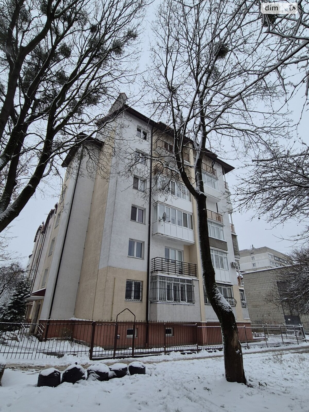 однокомнатная квартира в Львове, район Вулька, на ул. Владимира Великого 22А в аренду на долгий срок помесячно фото 1