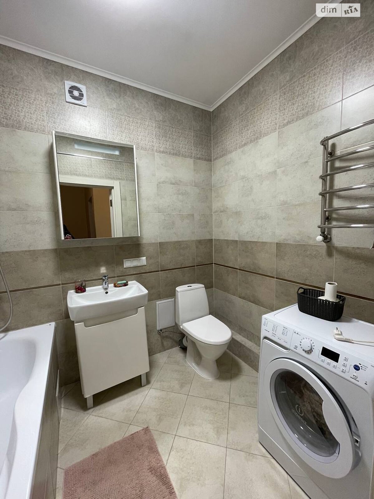 однокомнатная квартира в Львове, район Южный Массив, на ул. Княгини Ольги 122А/7 в аренду на долгий срок помесячно фото 1