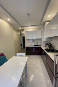 однокомнатная квартира в Львове, район Южный Массив, на ул. Княгини Ольги 122А/7 в аренду на долгий срок помесячно фото 2