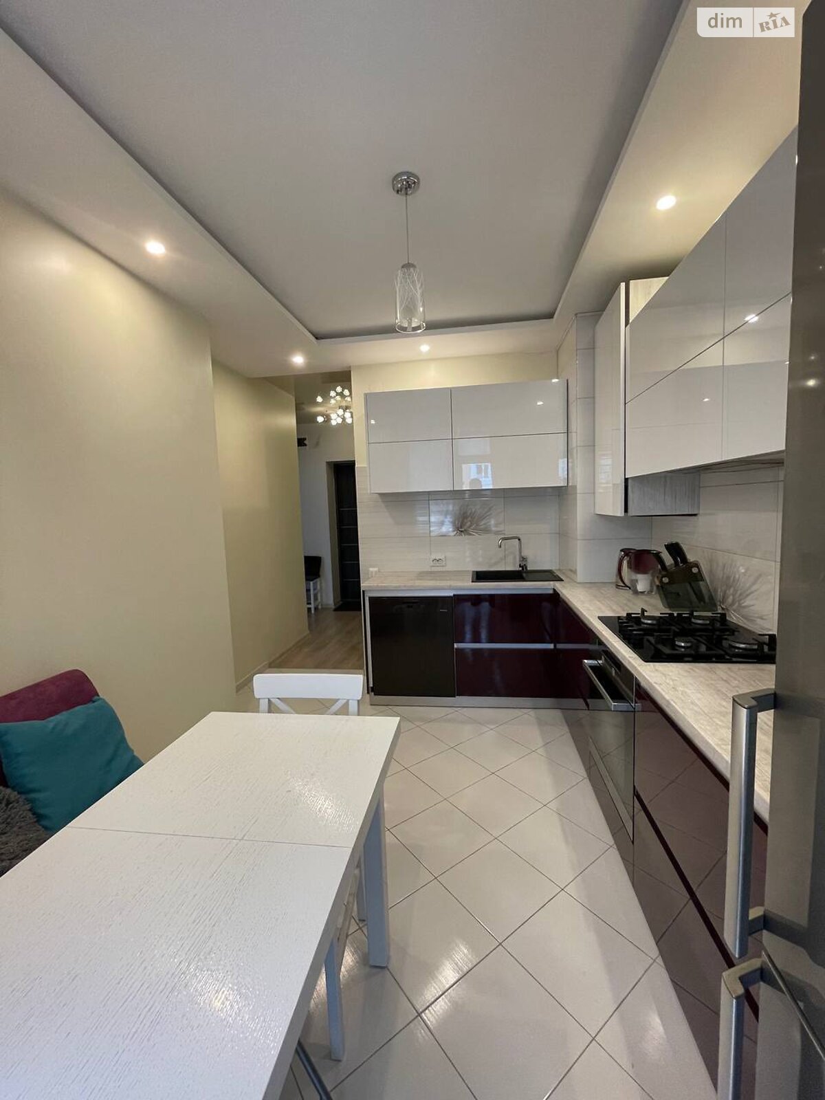 однокомнатная квартира в Львове, район Южный Массив, на ул. Княгини Ольги 122А/7 в аренду на долгий срок помесячно фото 1