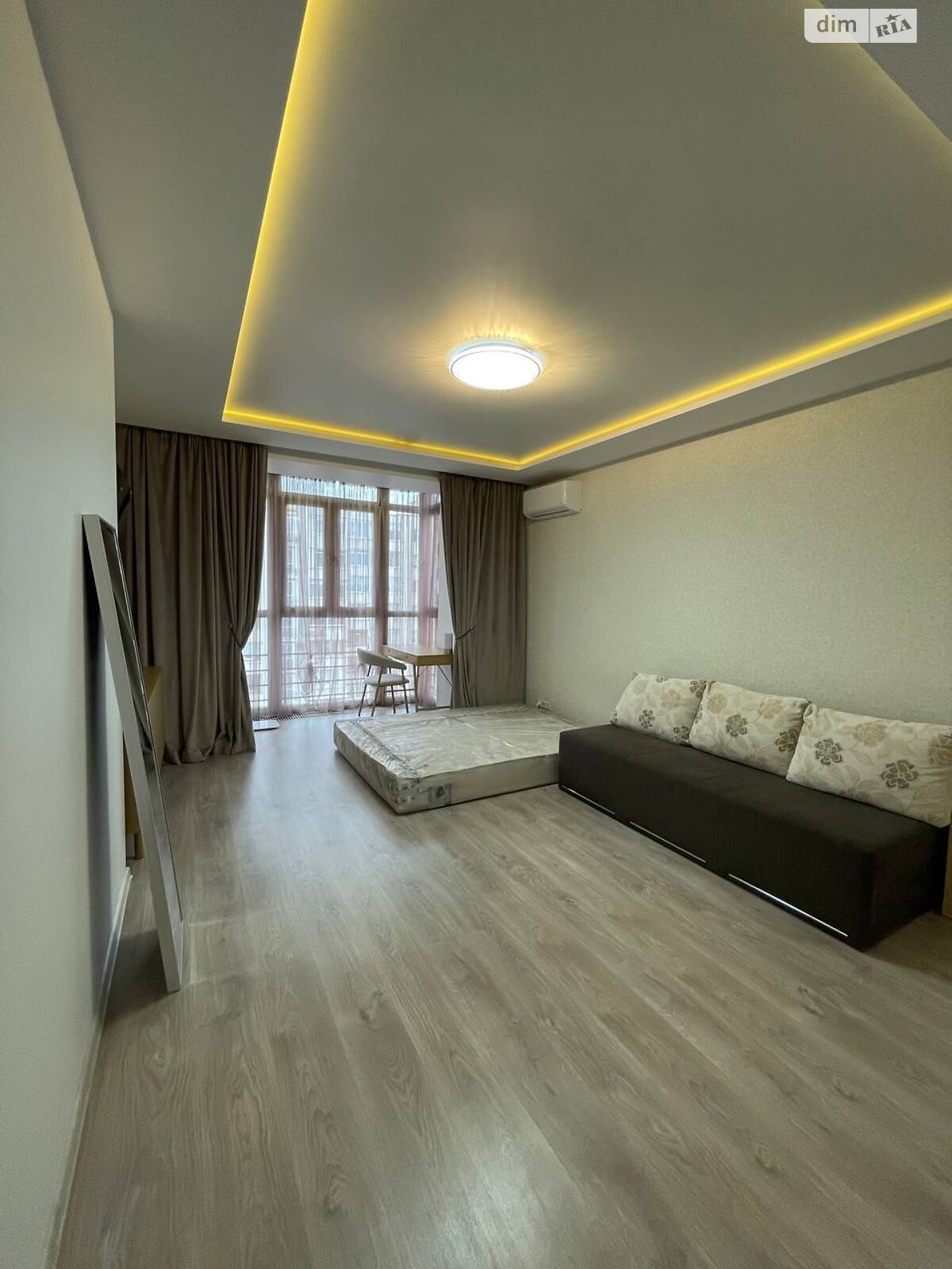 однокомнатная квартира в Львове, район Южный Массив, на ул. Княгини Ольги 122А/7 в аренду на долгий срок помесячно фото 1