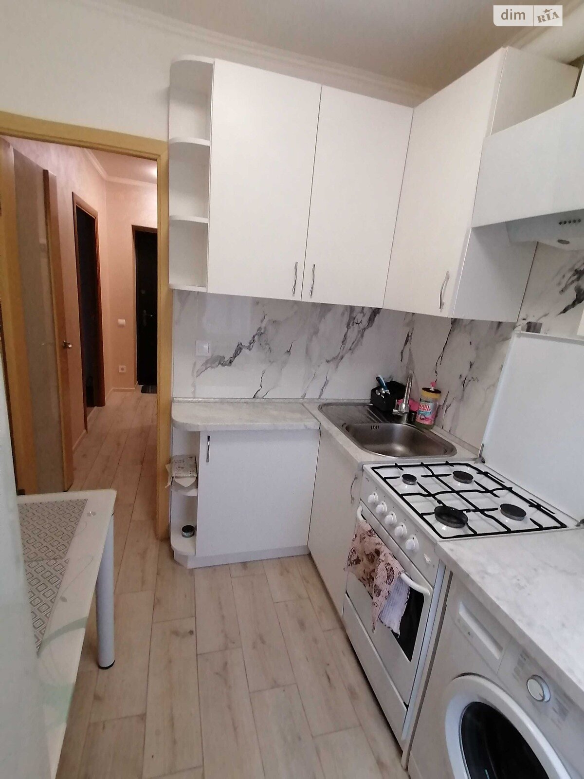 однокомнатная квартира в Львове, район Южный Массив, на ул. Научная 53 в аренду на долгий срок помесячно фото 1 однокомнатная квартира в Львове, район Южный Массив, на ул. Научная 53 в аренду на долгий срок помесячно фото 1