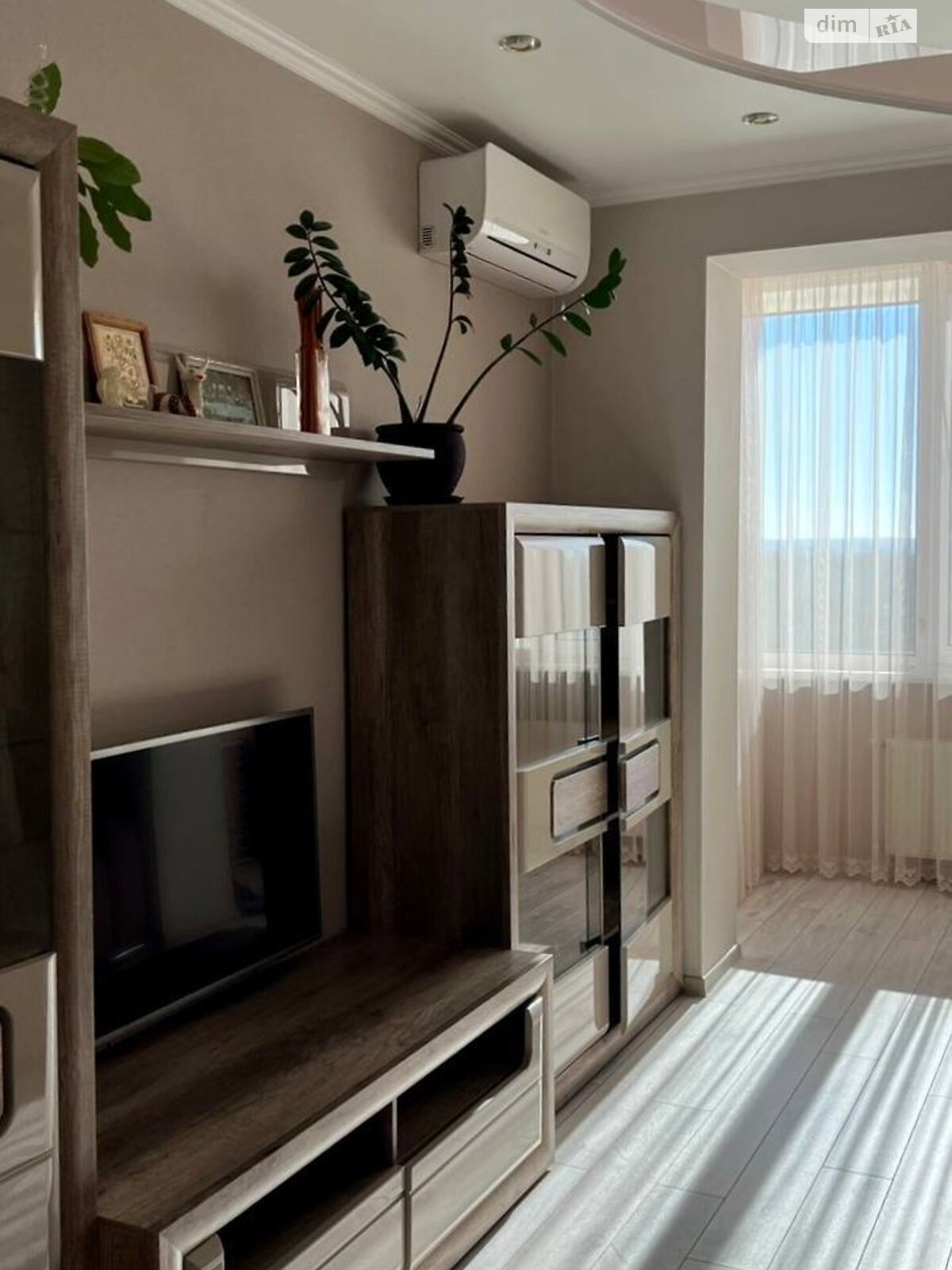 двухкомнатная квартира в Львове, район Южный Массив, на ул. Пулюя Ивана 40 в аренду на долгий срок помесячно фото 1