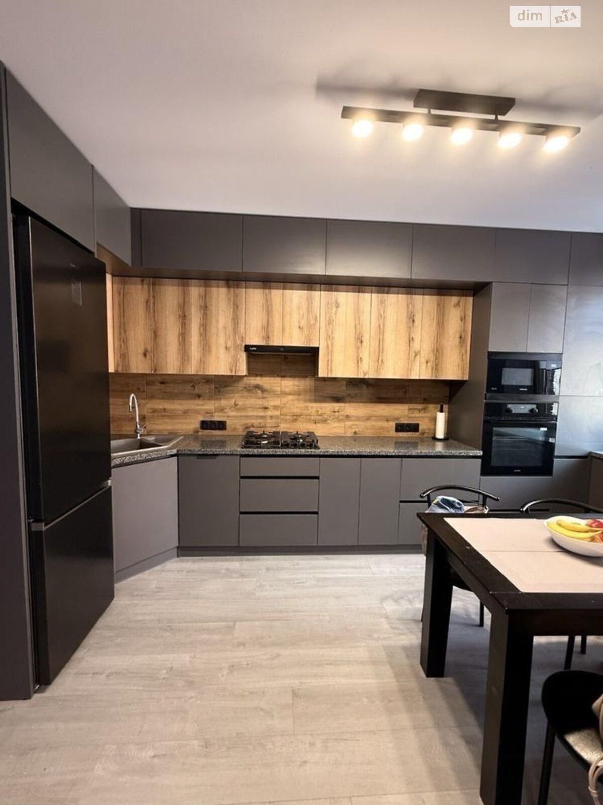 однокомнатная квартира в Львове, район Южный Массив, на ул. Пулюя Ивана 40/12 в аренду на долгий срок помесячно фото 1