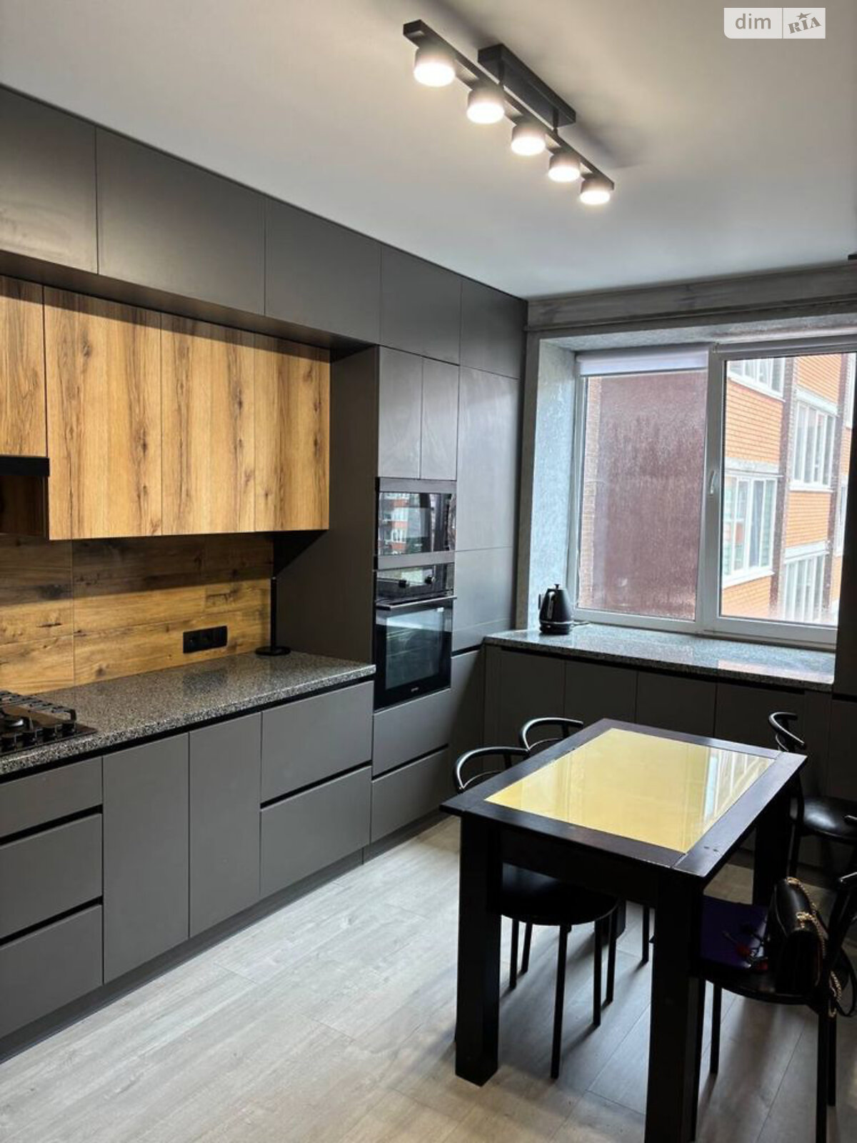 однокомнатная квартира в Львове, район Южный Массив, на ул. Пулюя Ивана 40/12 в аренду на долгий срок помесячно фото 1