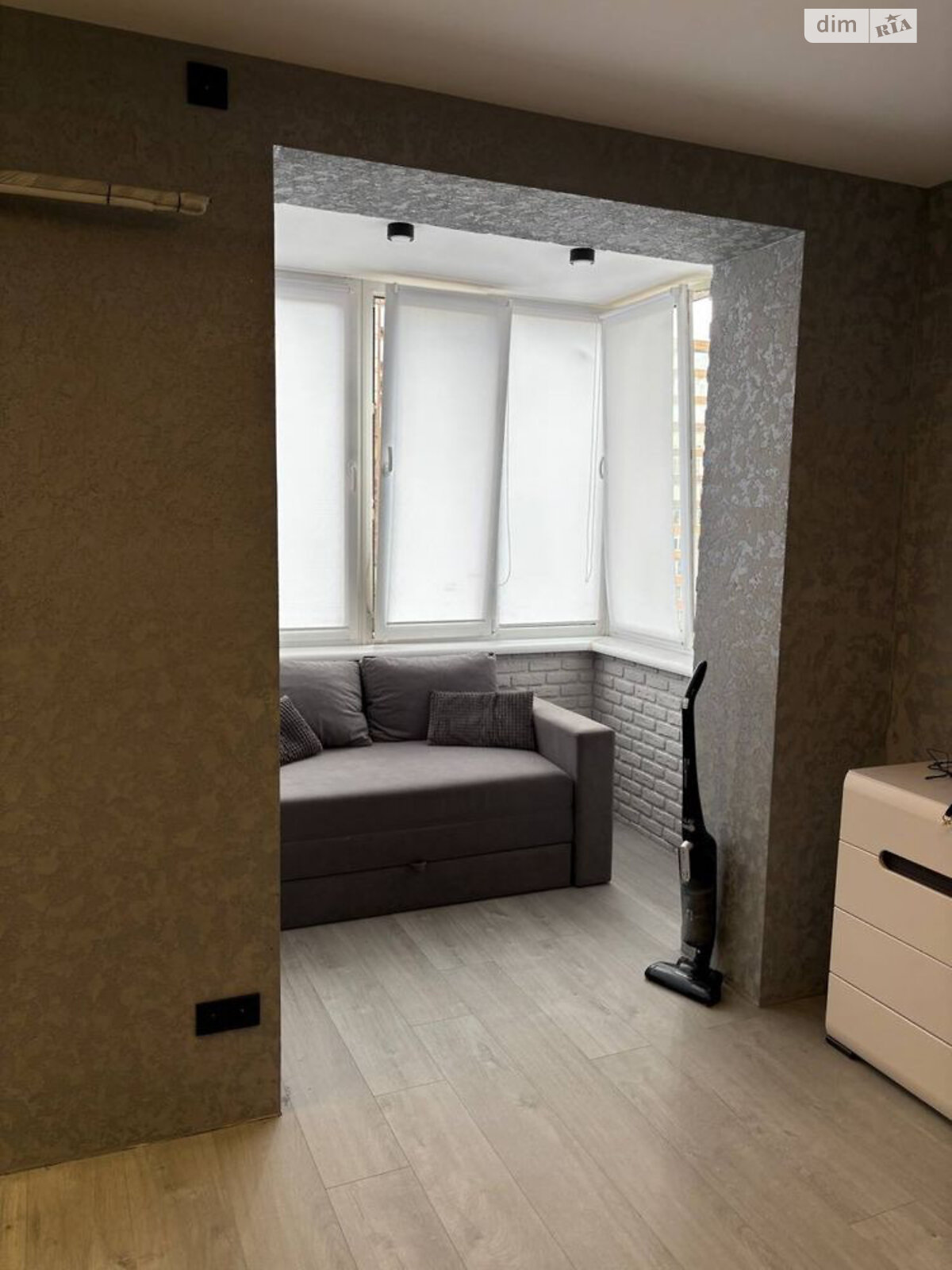 однокомнатная квартира в Львове, район Южный Массив, на ул. Пулюя Ивана 40/12 в аренду на долгий срок помесячно фото 1