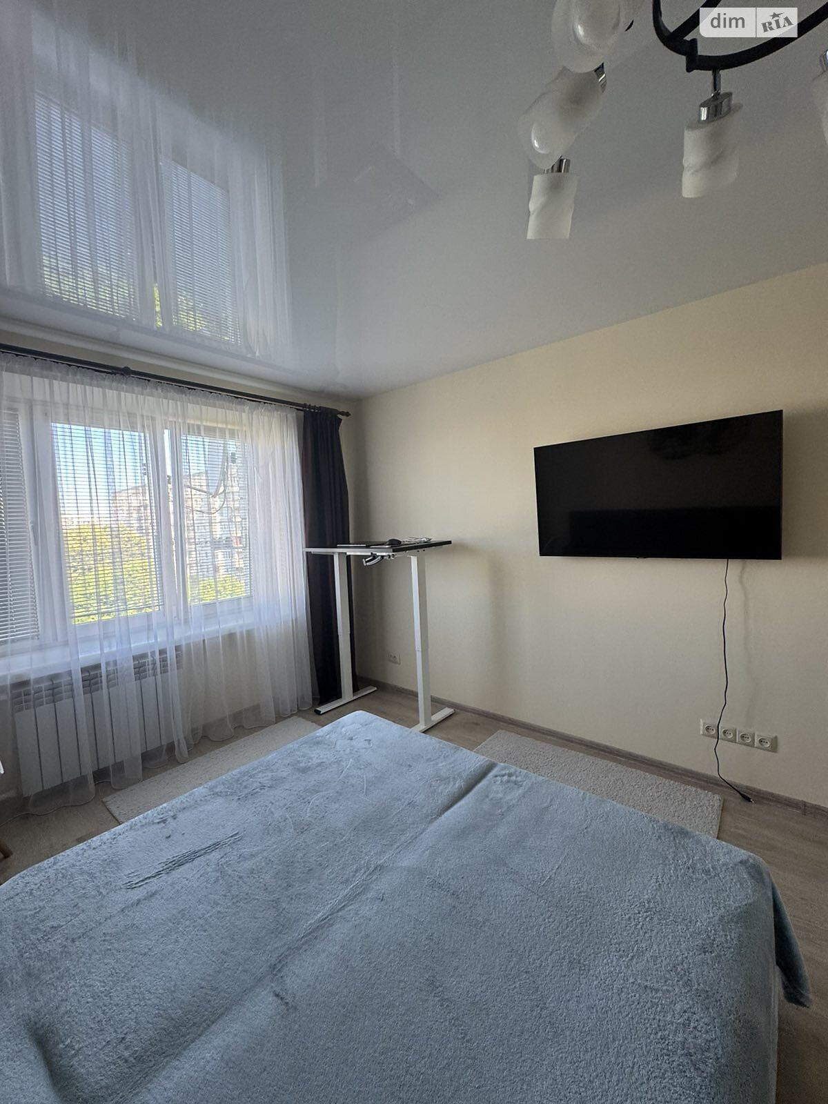 однокімнатна квартира в Львові, район Південний Масив, на вул. Пулюя Івана 12 в довготривалу оренду помісячно фото 1