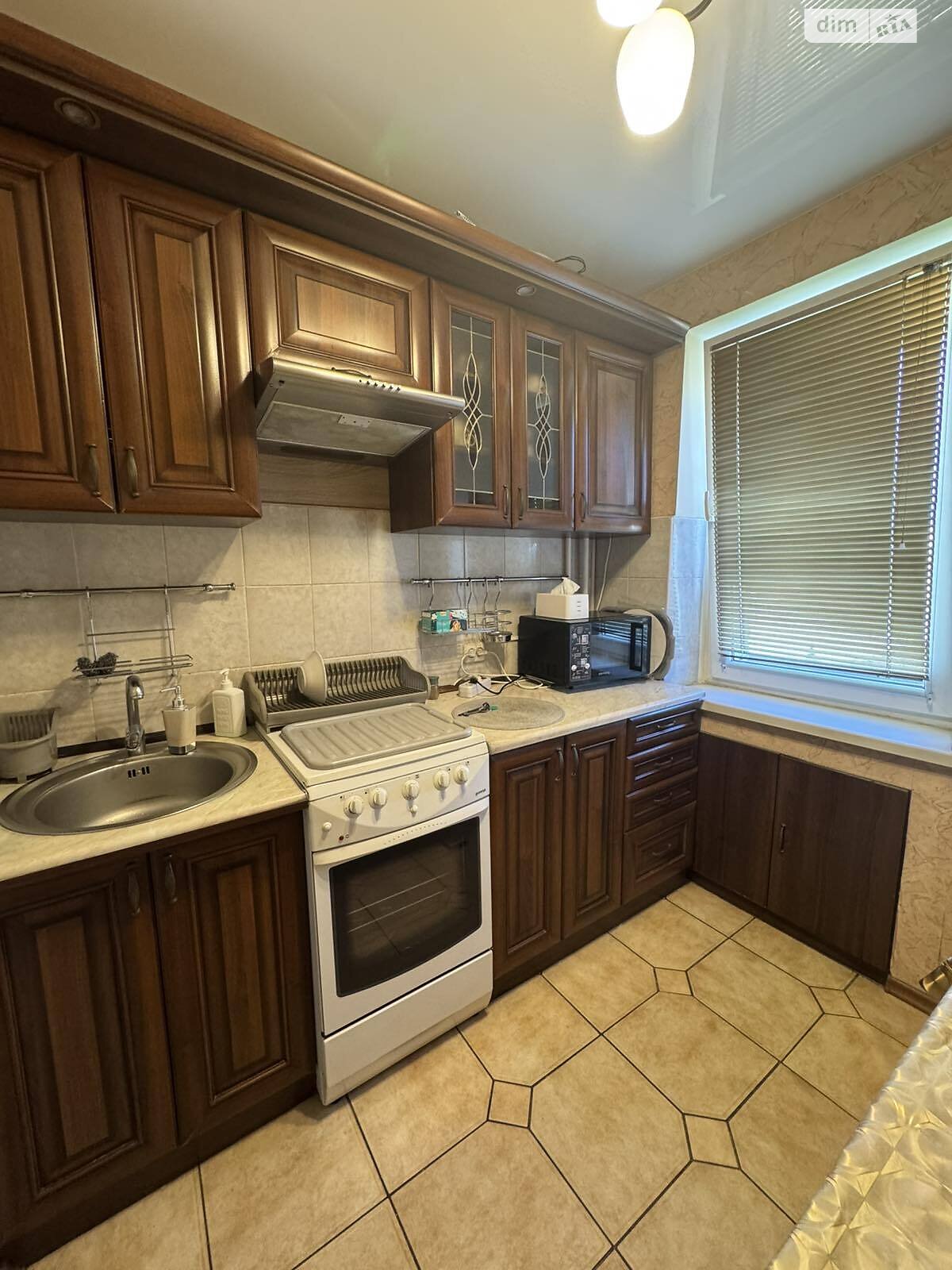 однокімнатна квартира в Львові, район Південний Масив, на вул. Пулюя Івана 12 в довготривалу оренду помісячно фото 1