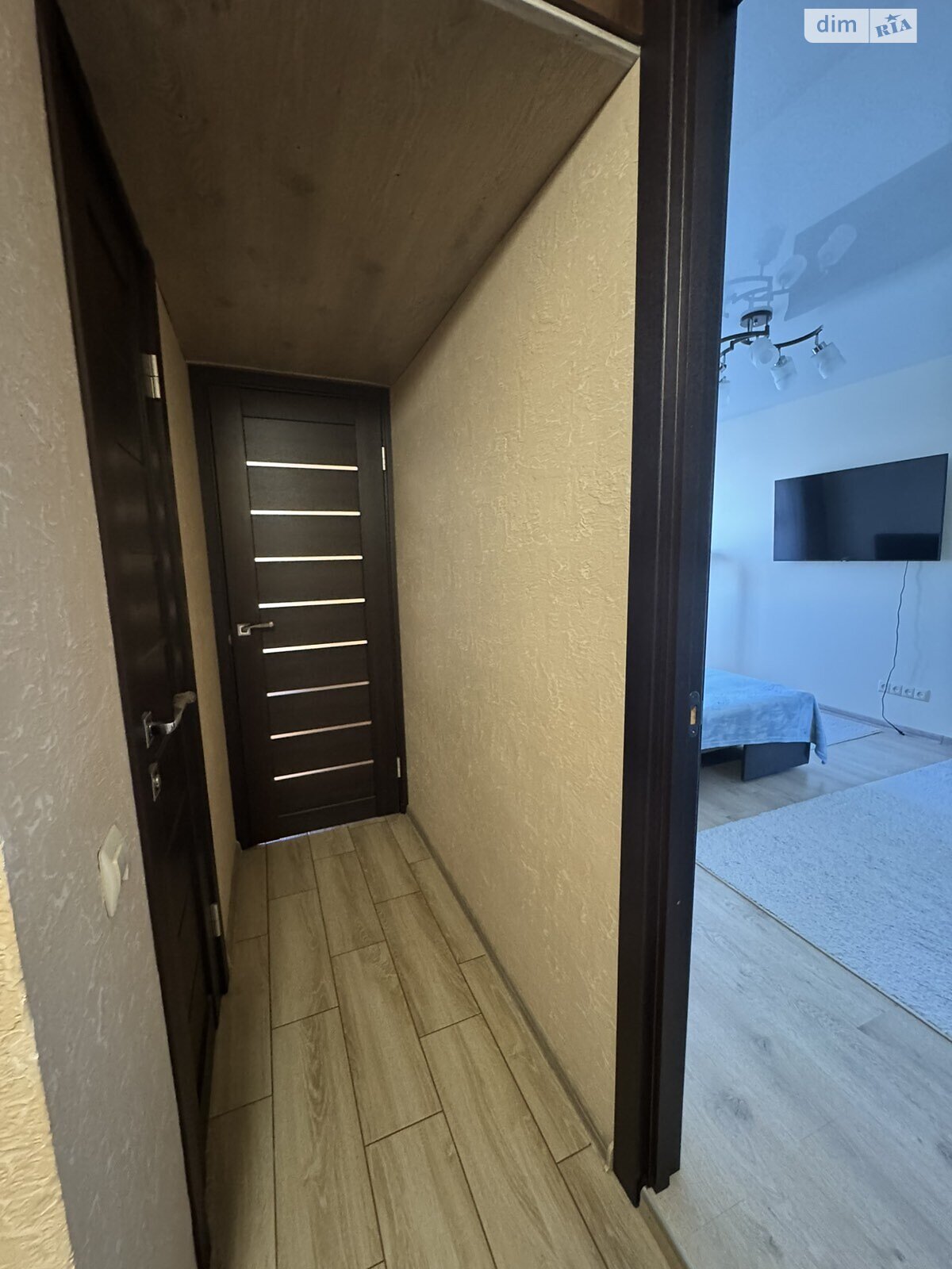 однокімнатна квартира в Львові, район Південний Масив, на вул. Пулюя Івана 12 в довготривалу оренду помісячно фото 1